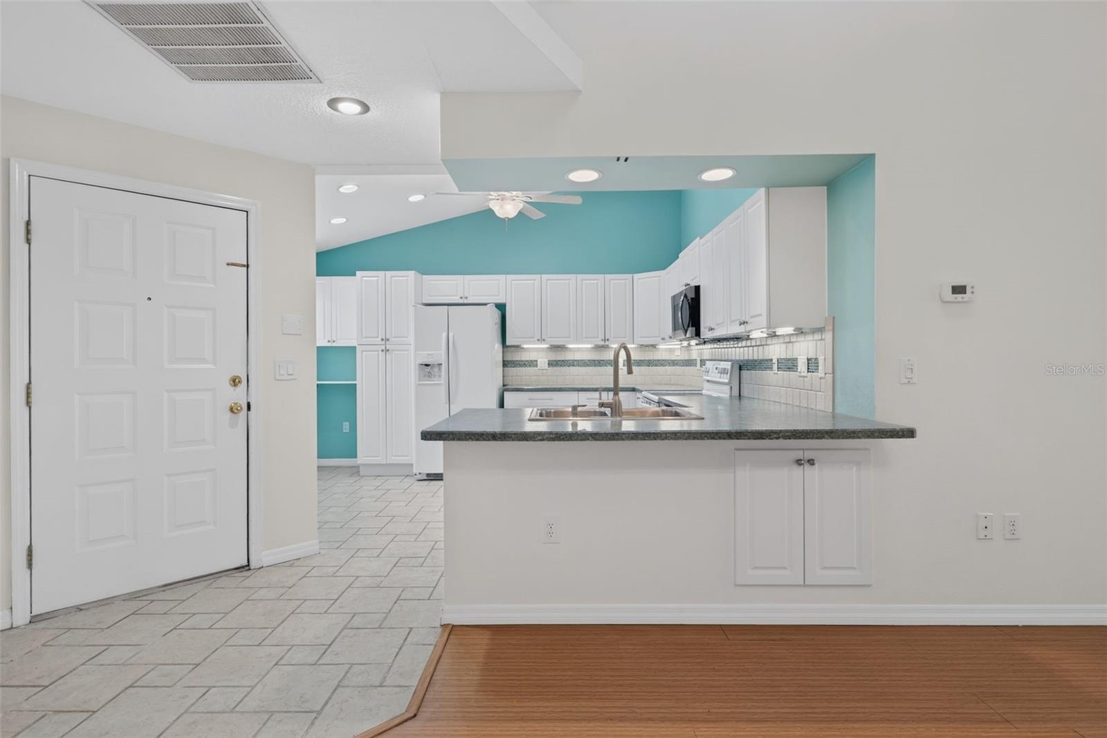 RIVIERA CLUB VILLAGE AT LONGWOOD RUN PH 02 - Residential