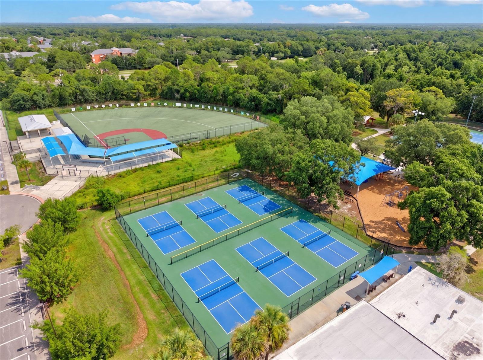 RIVIERA CLUB VILLAGE AT LONGWOOD RUN PH 02 - Residential