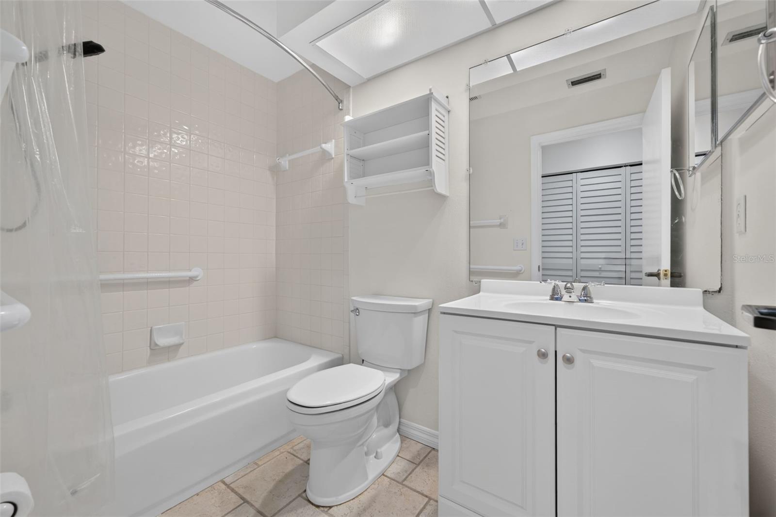 RIVIERA CLUB VILLAGE AT LONGWOOD RUN PH 02 - Residential