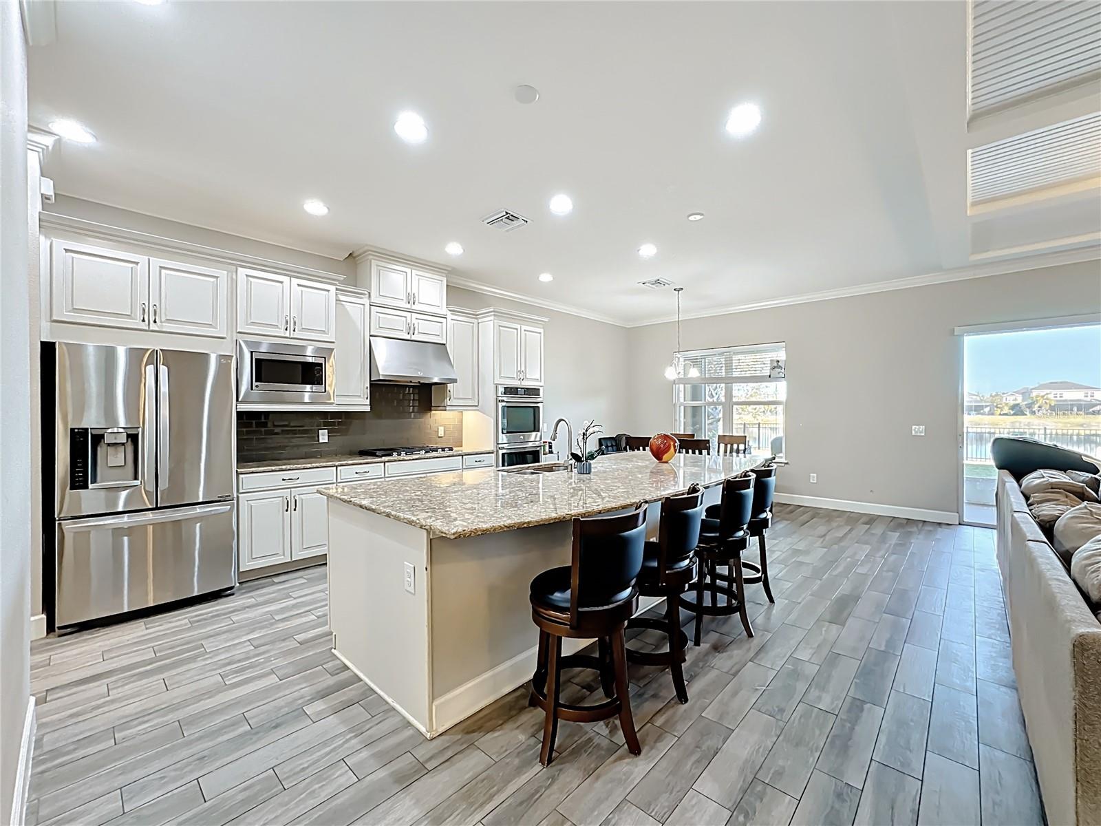 ARBOR LAKES ON PALMER RANCH - Residential