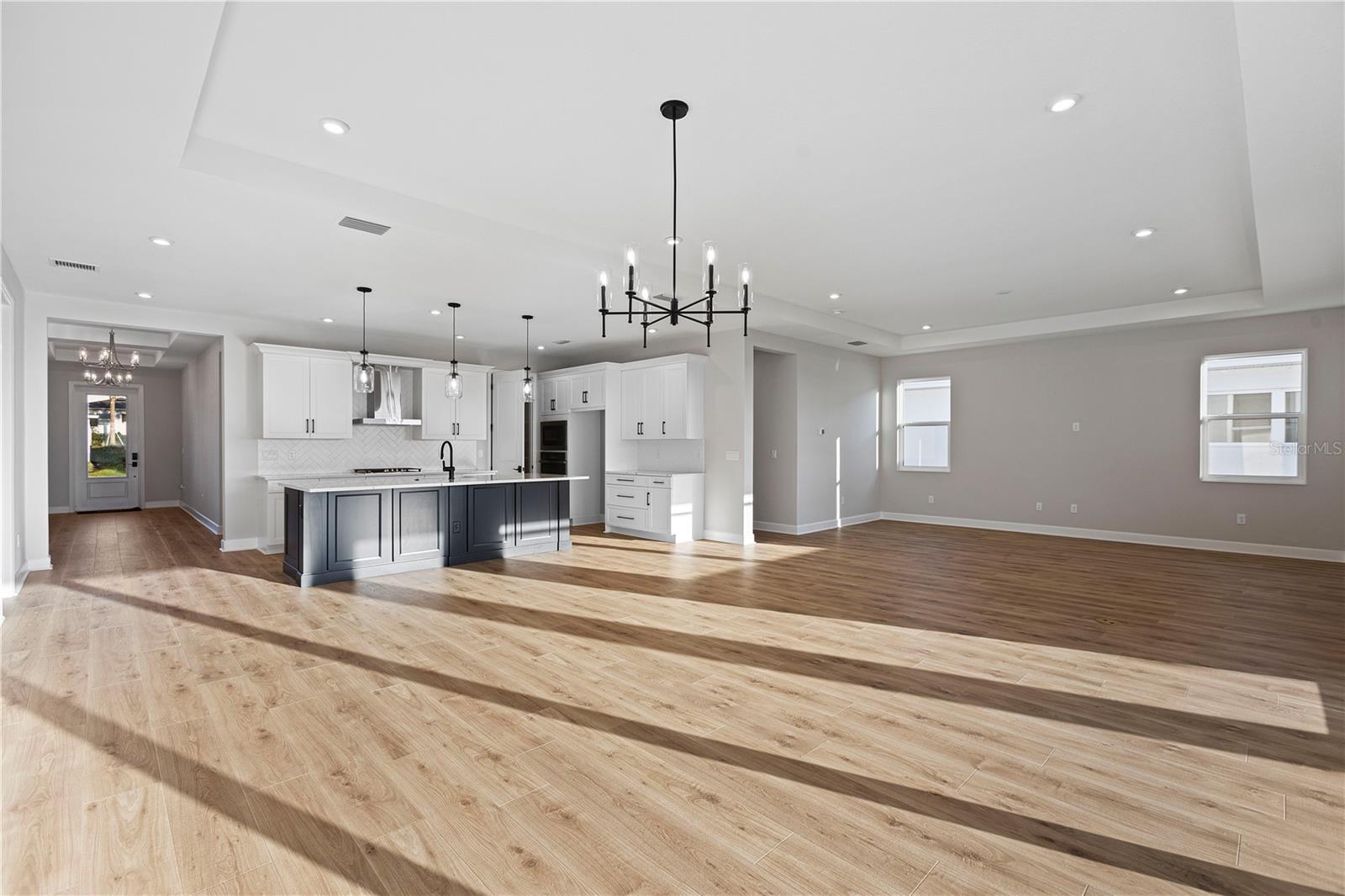 CRESSWIND AT LAKE HARRIS - Residential
