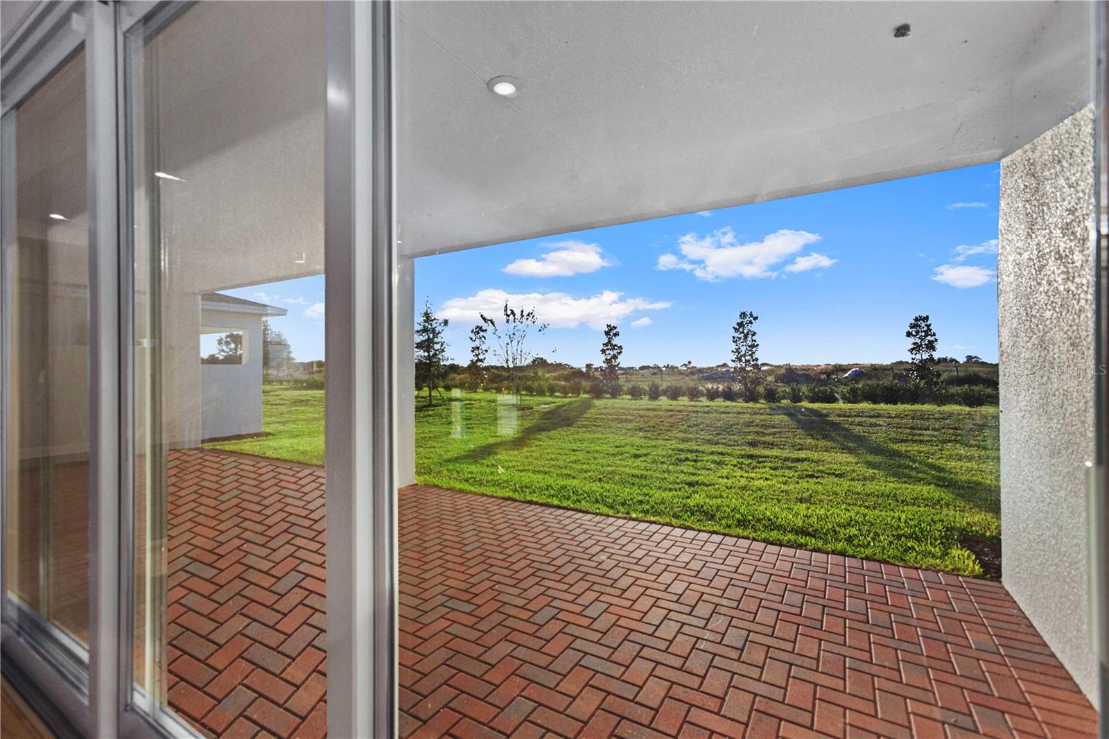CRESSWIND AT LAKE HARRIS - Residential