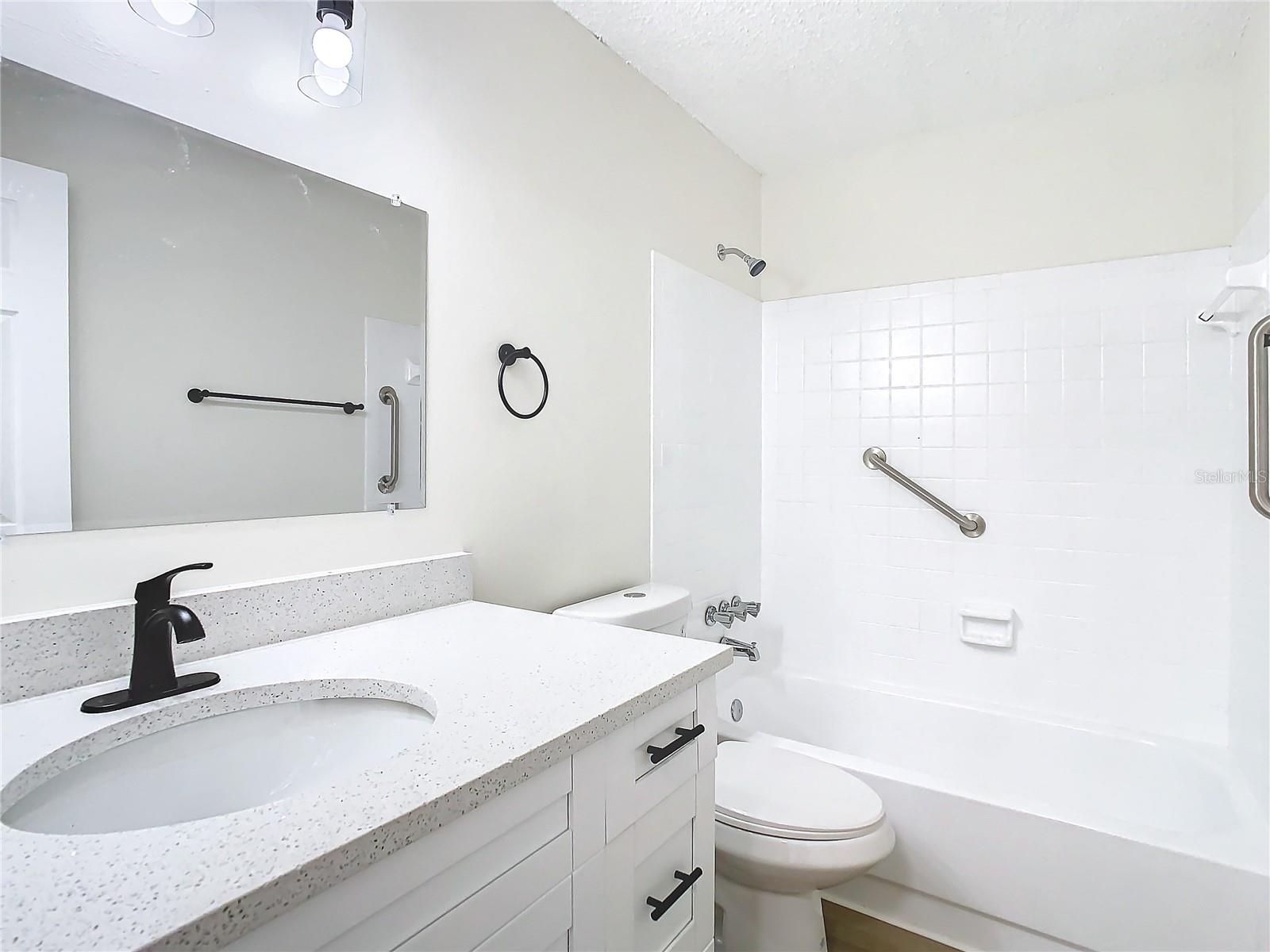 SEVEN SPGS HOMES - Residential Lease