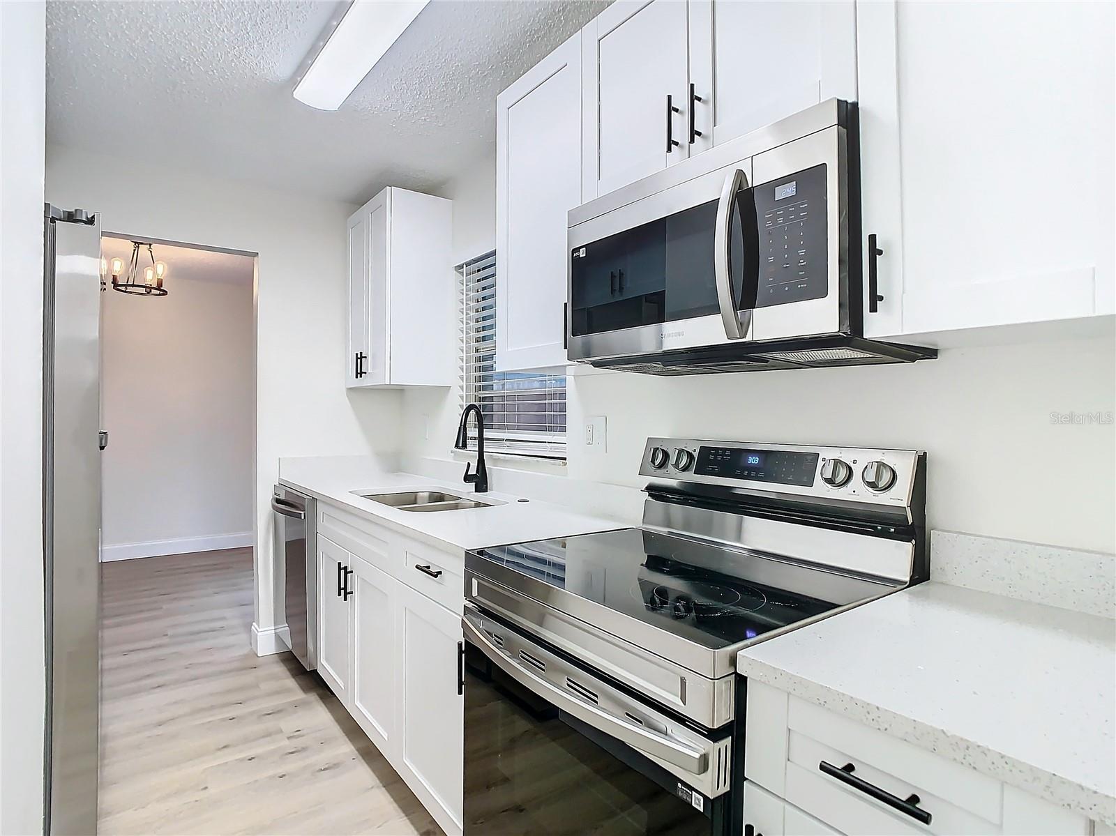 SEVEN SPGS HOMES - Residential Lease