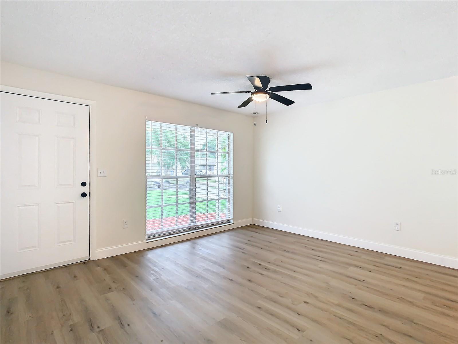 SEVEN SPGS HOMES - Residential Lease