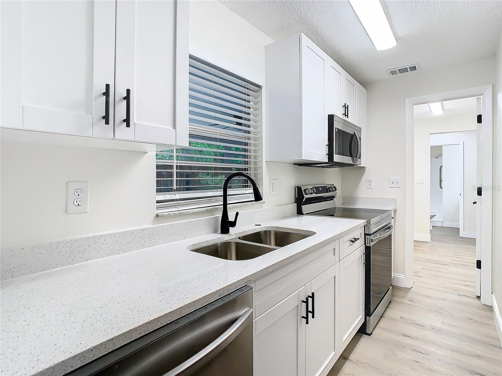 SEVEN SPGS HOMES - Residential Lease