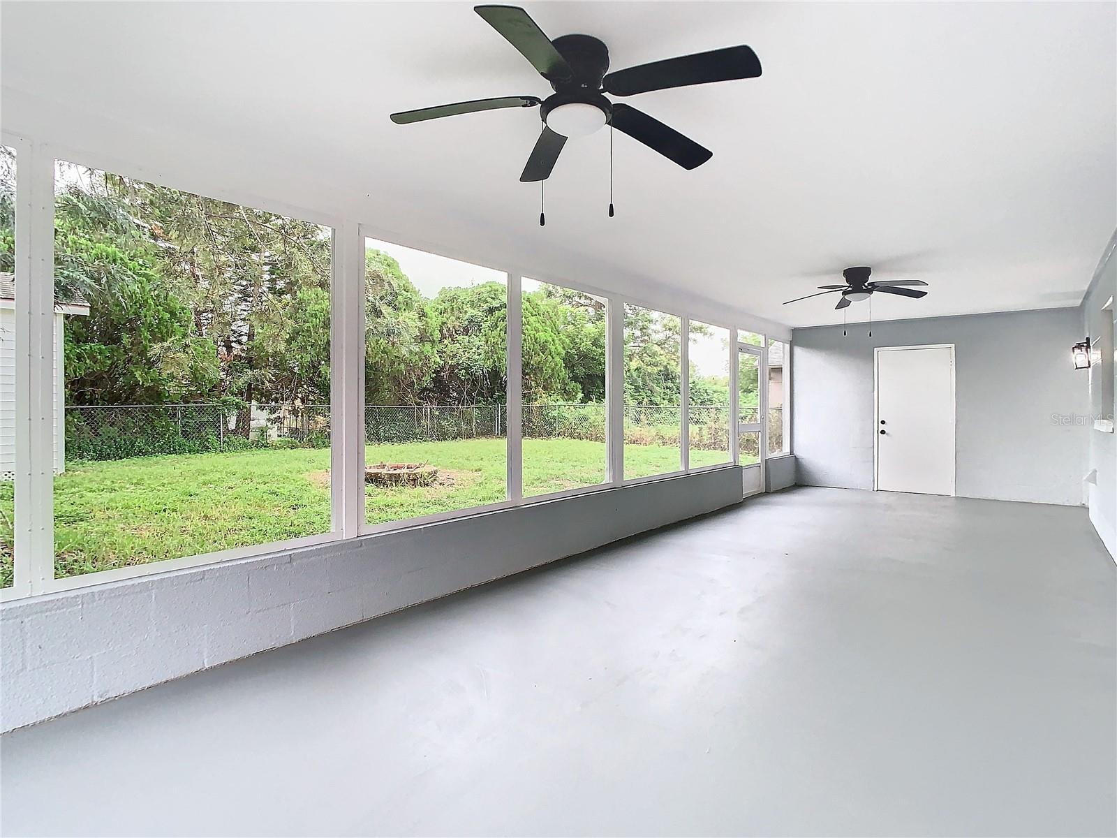 SEVEN SPGS HOMES - Residential Lease