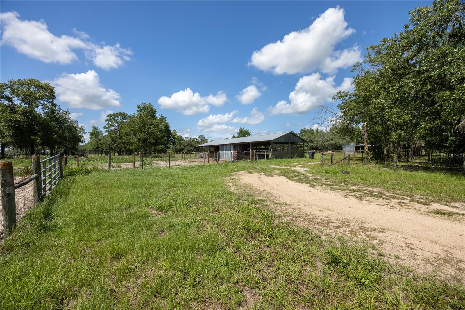 STEEPLECHASE FARMS - Residential