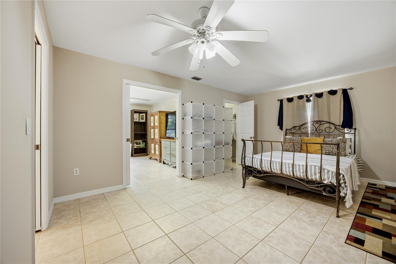 STEEPLECHASE FARMS - Residential