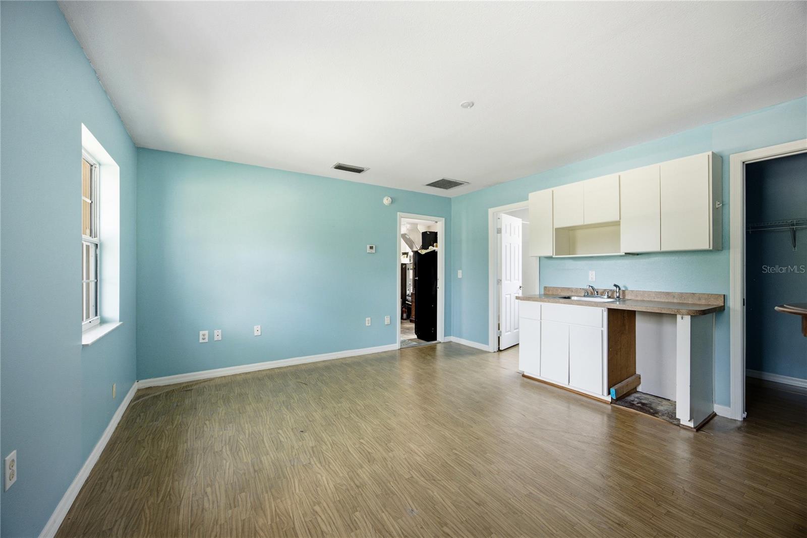 STEEPLECHASE FARMS - Residential