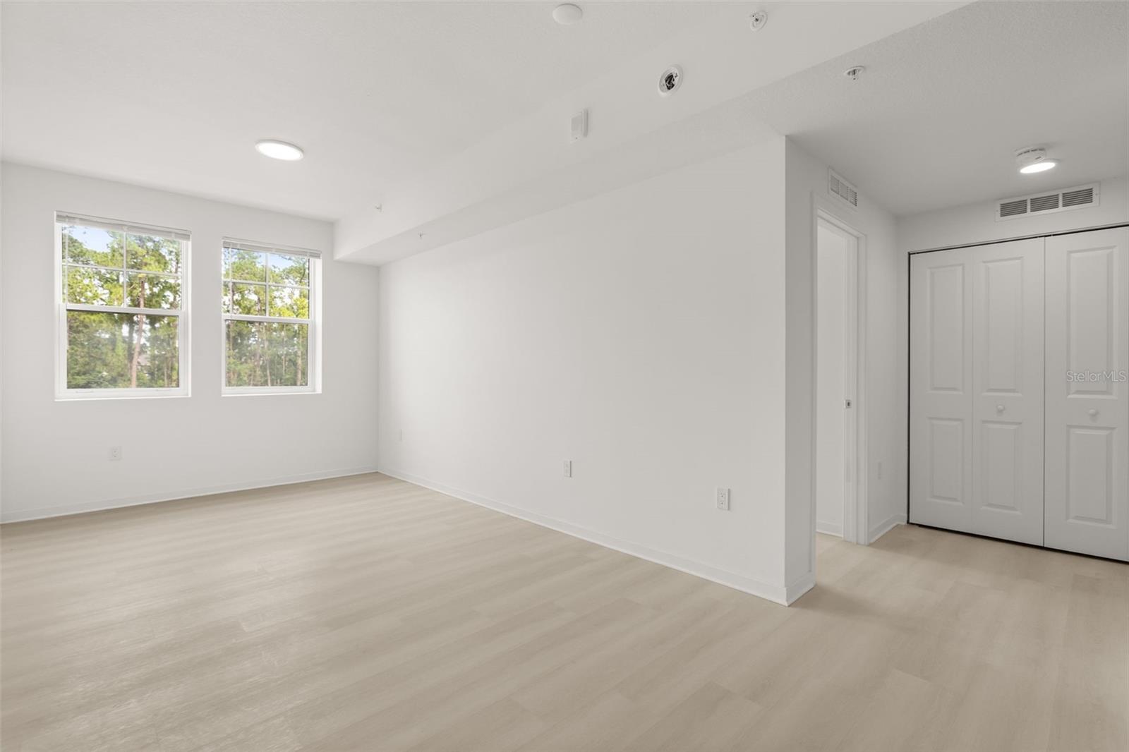 MILLENIA PARK CONDOMINIUMS - Residential
