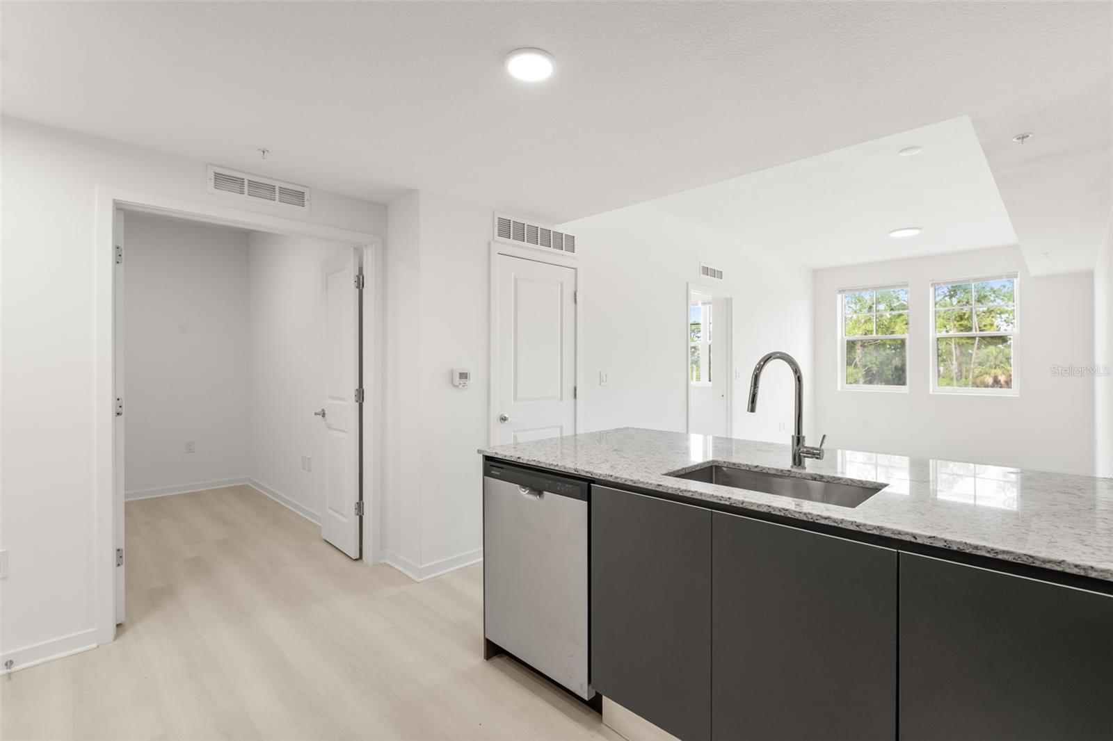 MILLENIA PARK CONDOMINIUMS - Residential
