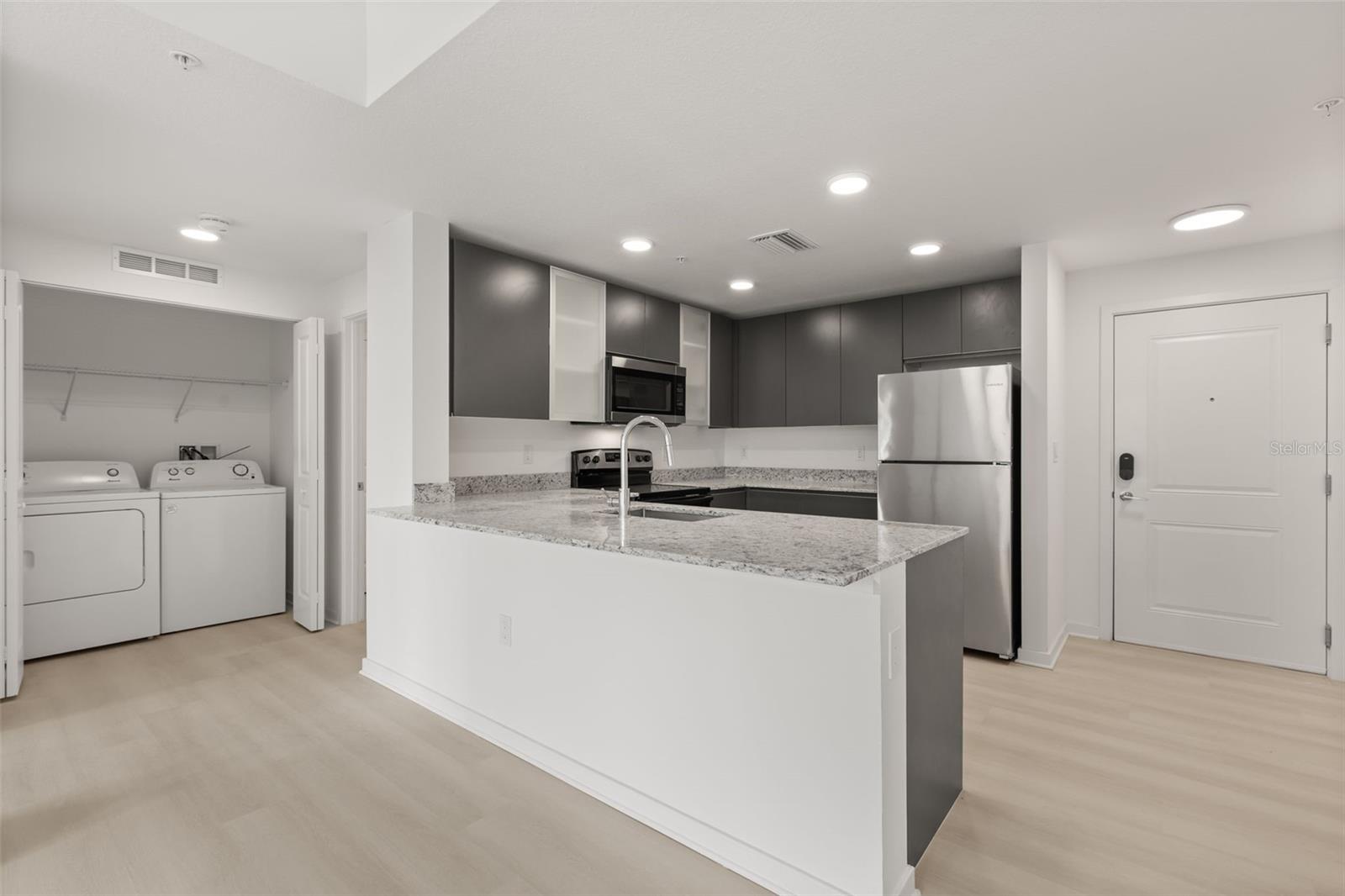 MILLENIA PARK CONDOMINIUMS - Residential