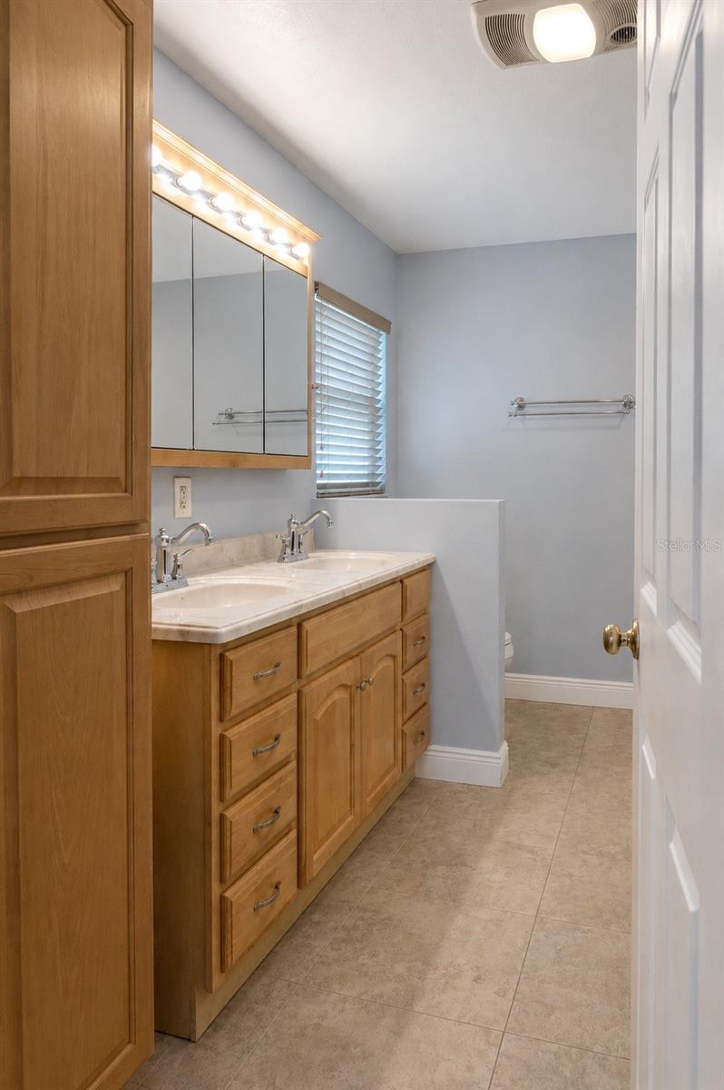 HUNTERS CREEK TR 235B PH 02 - Residential