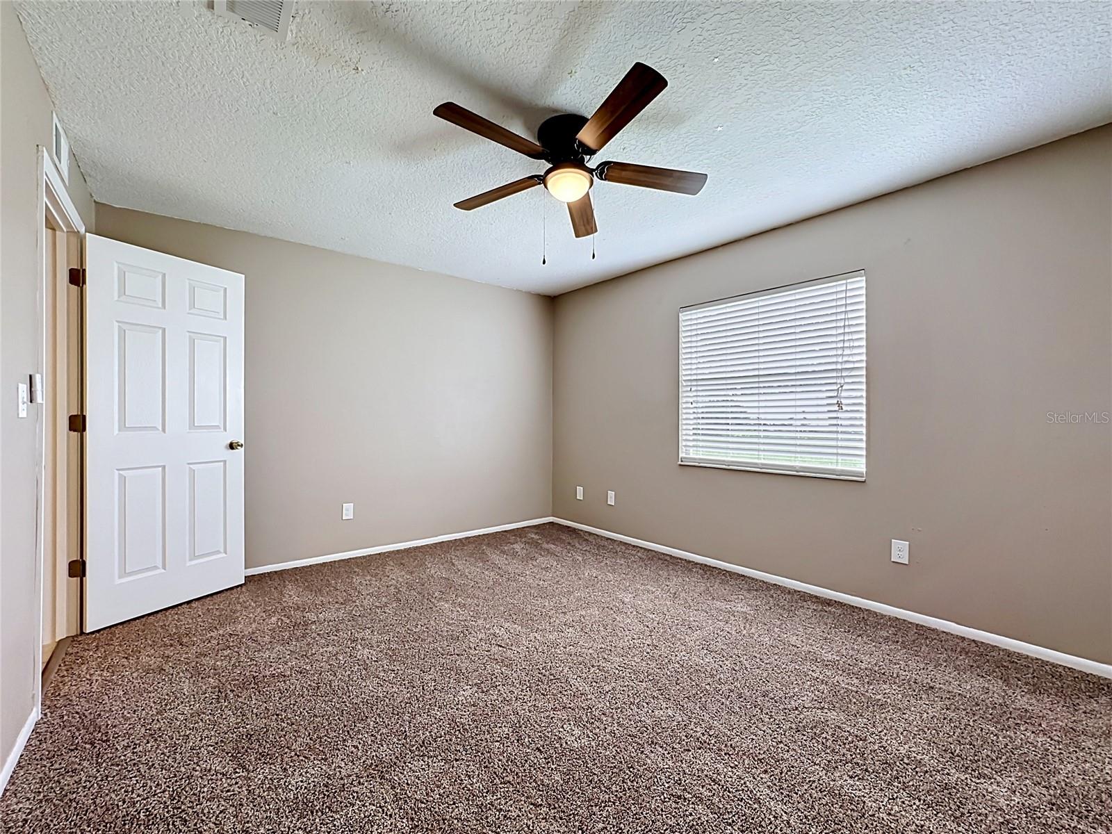HICKORY LAKE ESTATES - Residential