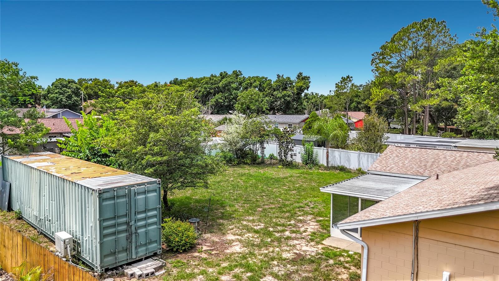 HICKORY LAKE ESTATES - Residential