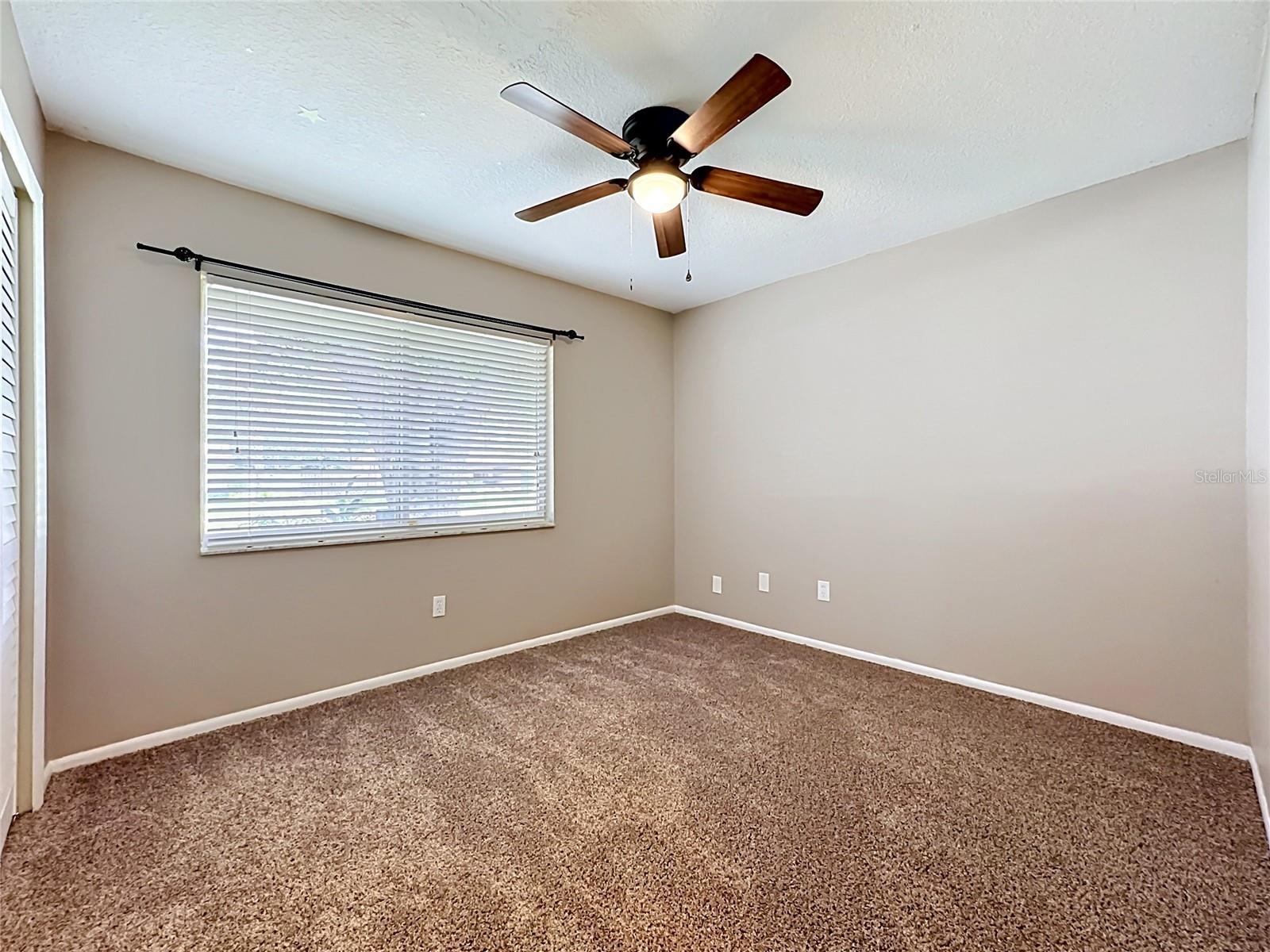 HICKORY LAKE ESTATES - Residential