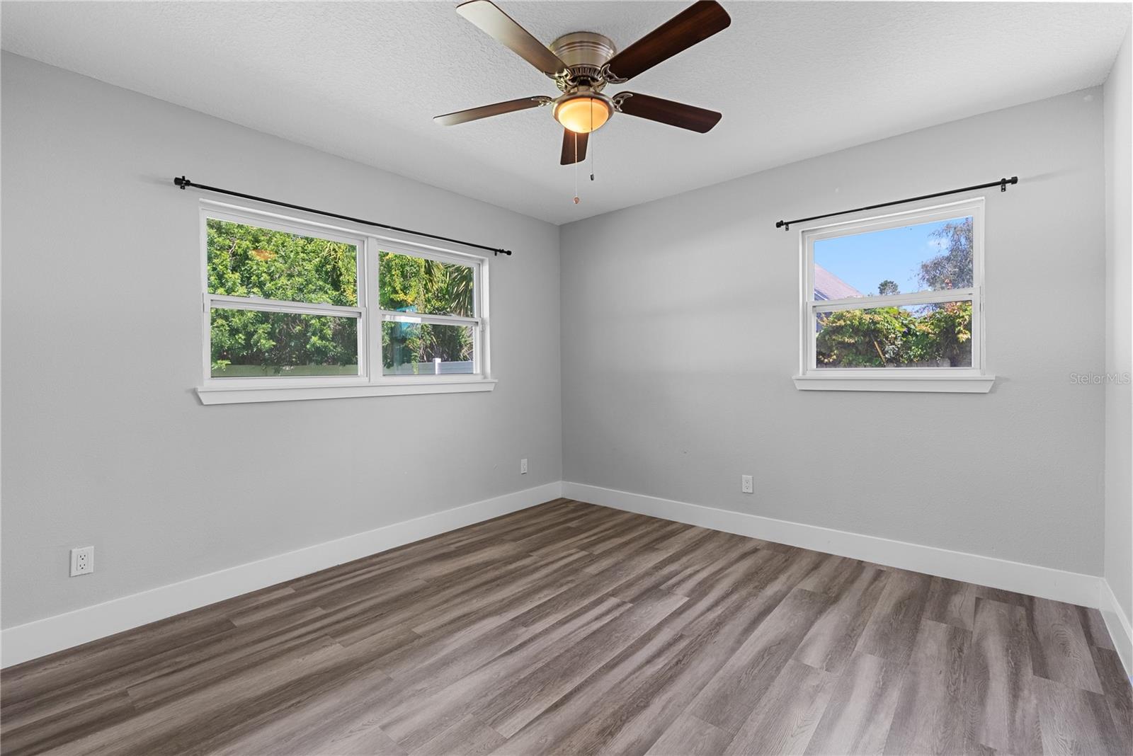 PONCE DE LEON - Residential