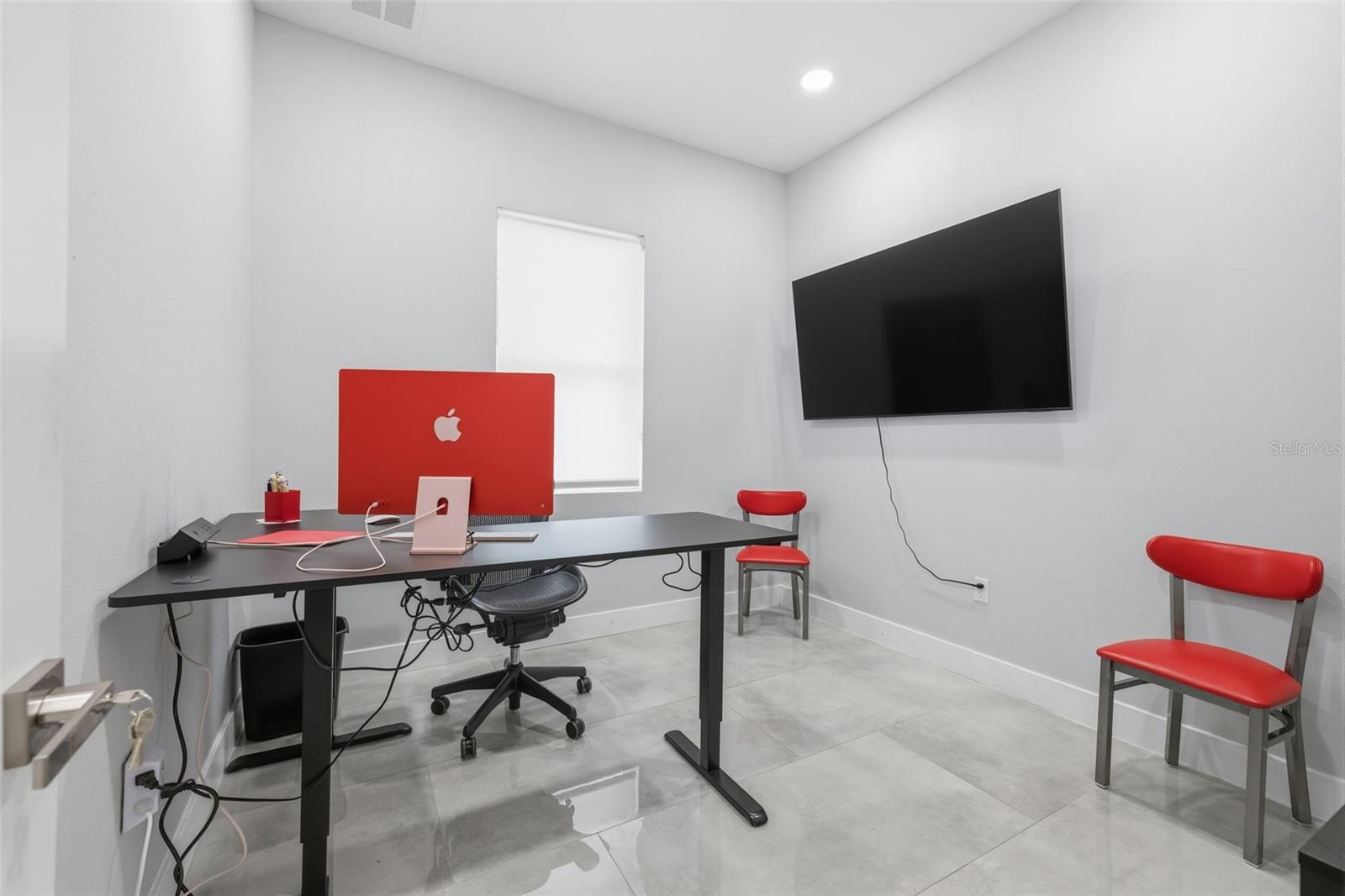 UNPLATTED - Commercial Lease