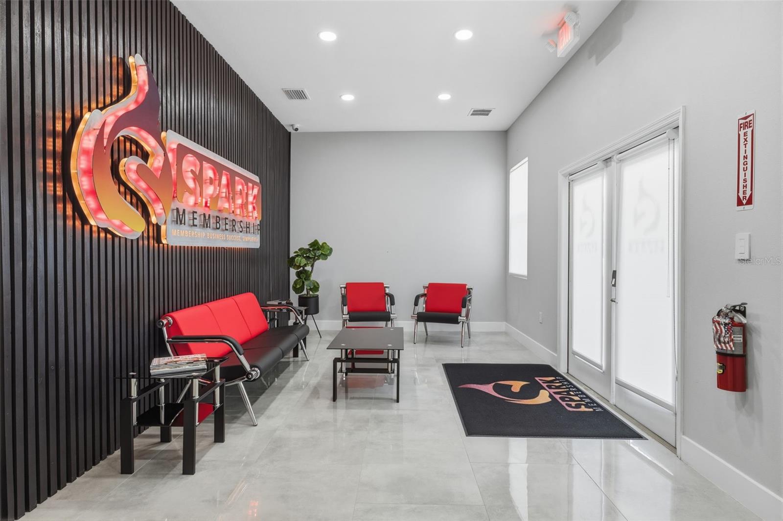 UNPLATTED - Commercial Lease