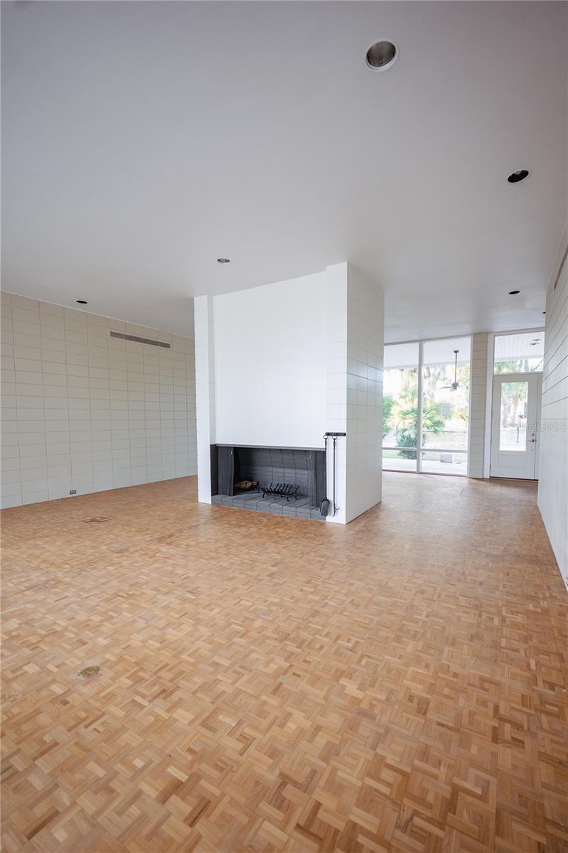 HIGHLAND PARK SUB - Residential