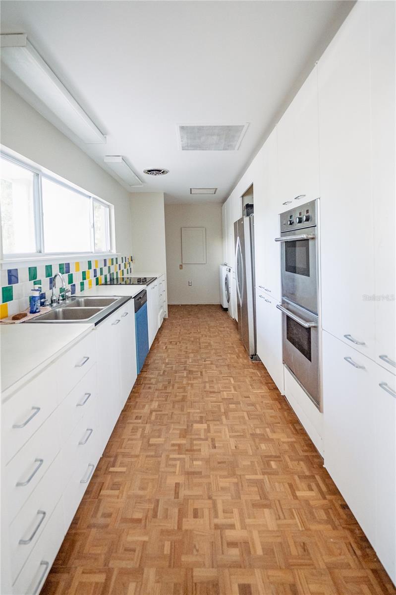 HIGHLAND PARK SUB - Residential