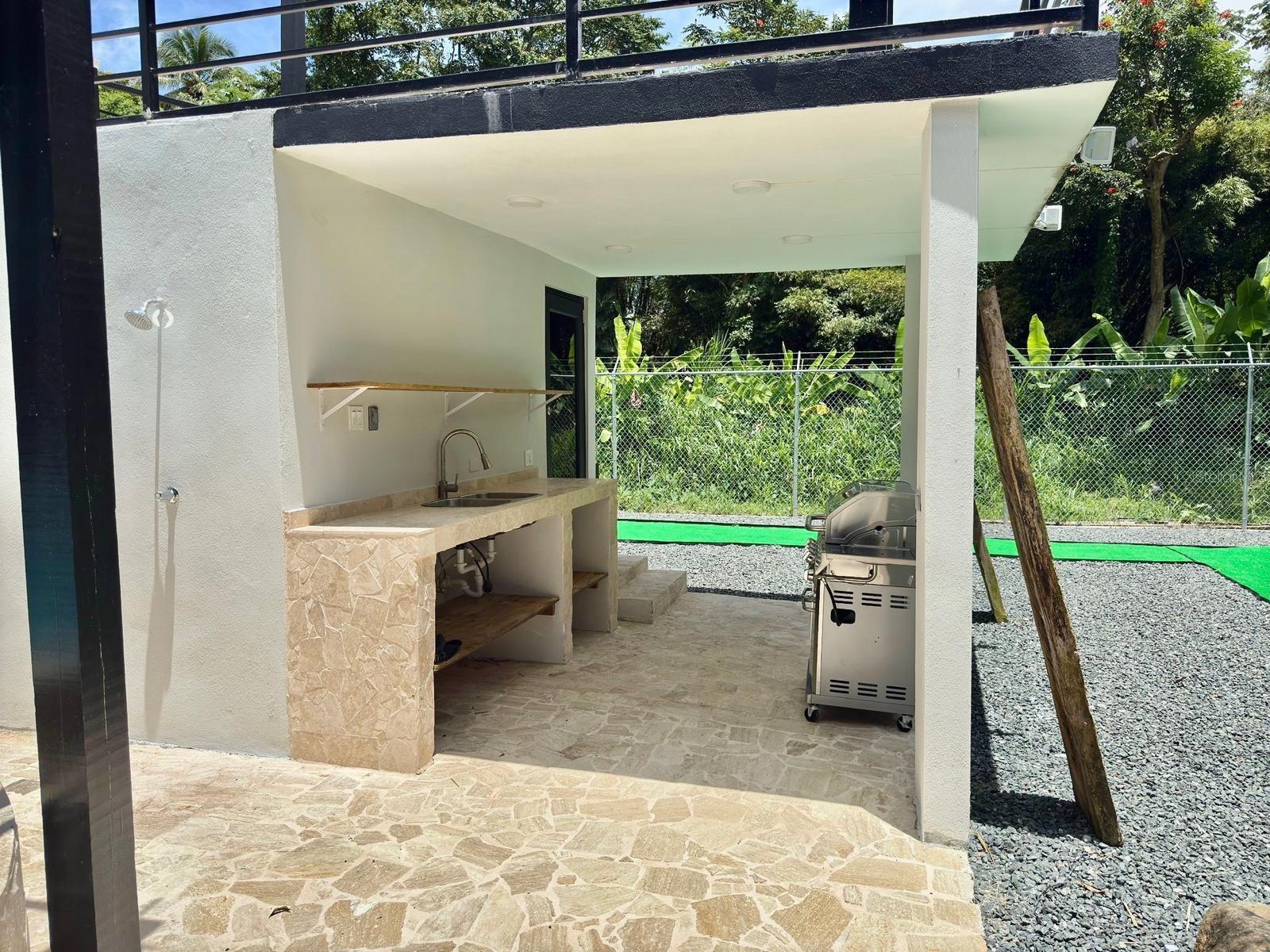 LAS TRES T - Residential