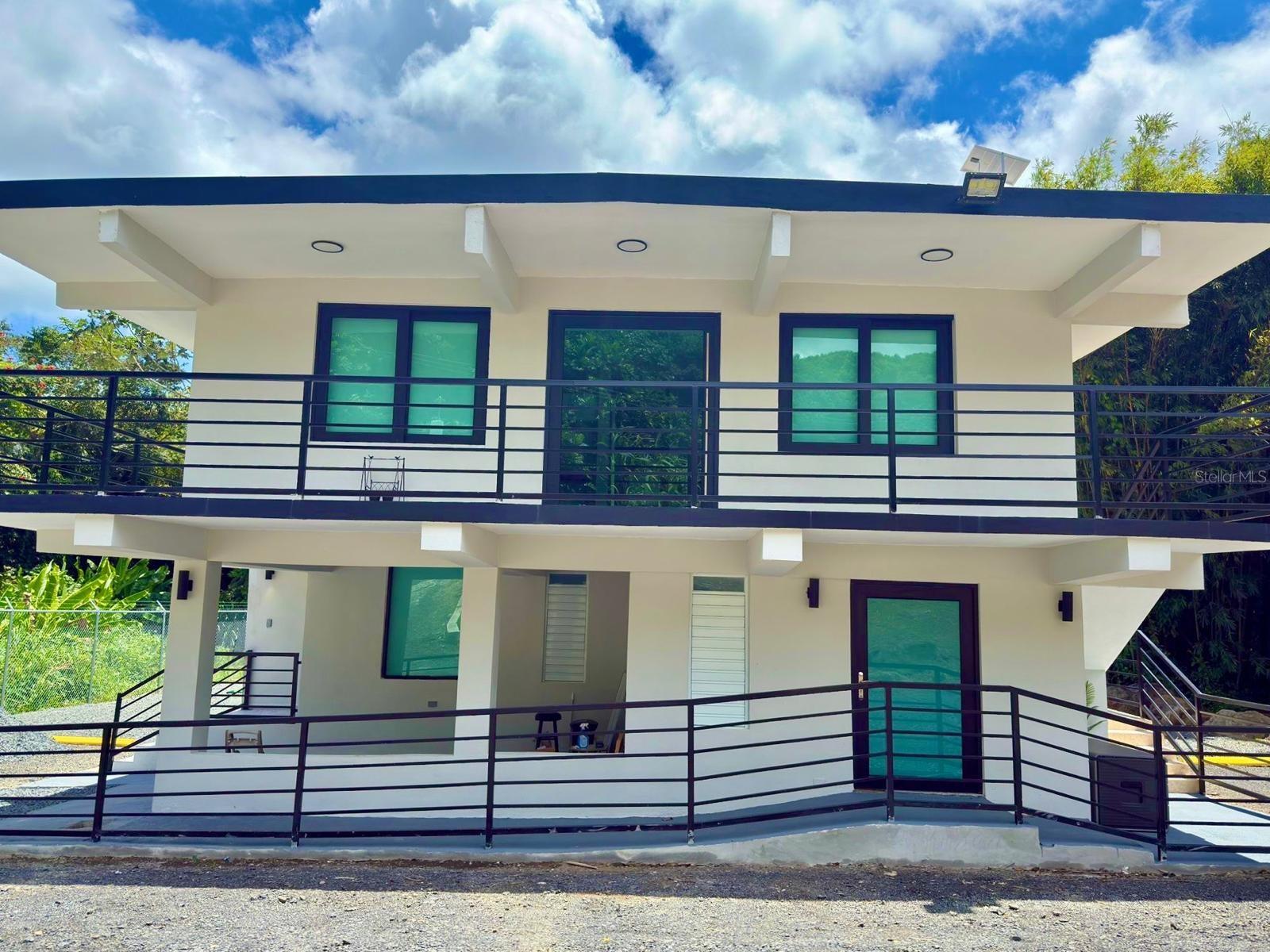 LAS TRES T - Residential