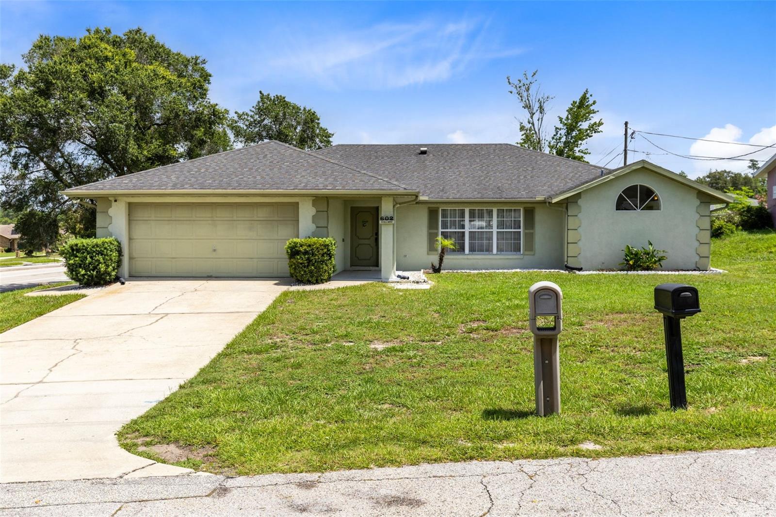 DELTONA LAKES UNIT 04 - Residential