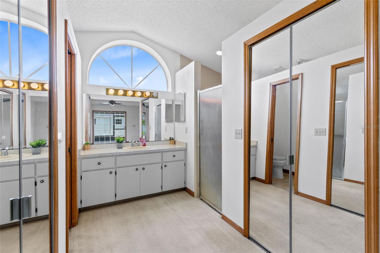 DELTONA LAKES UNIT 04 - Residential