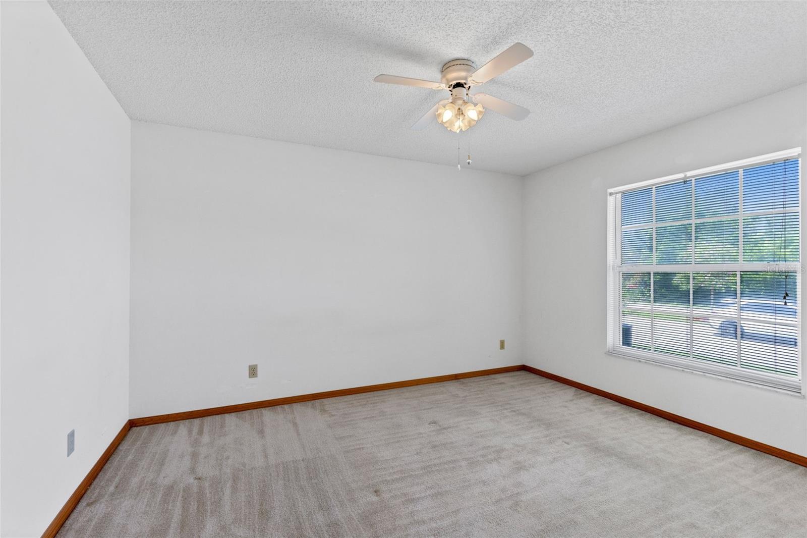 DELTONA LAKES UNIT 04 - Residential