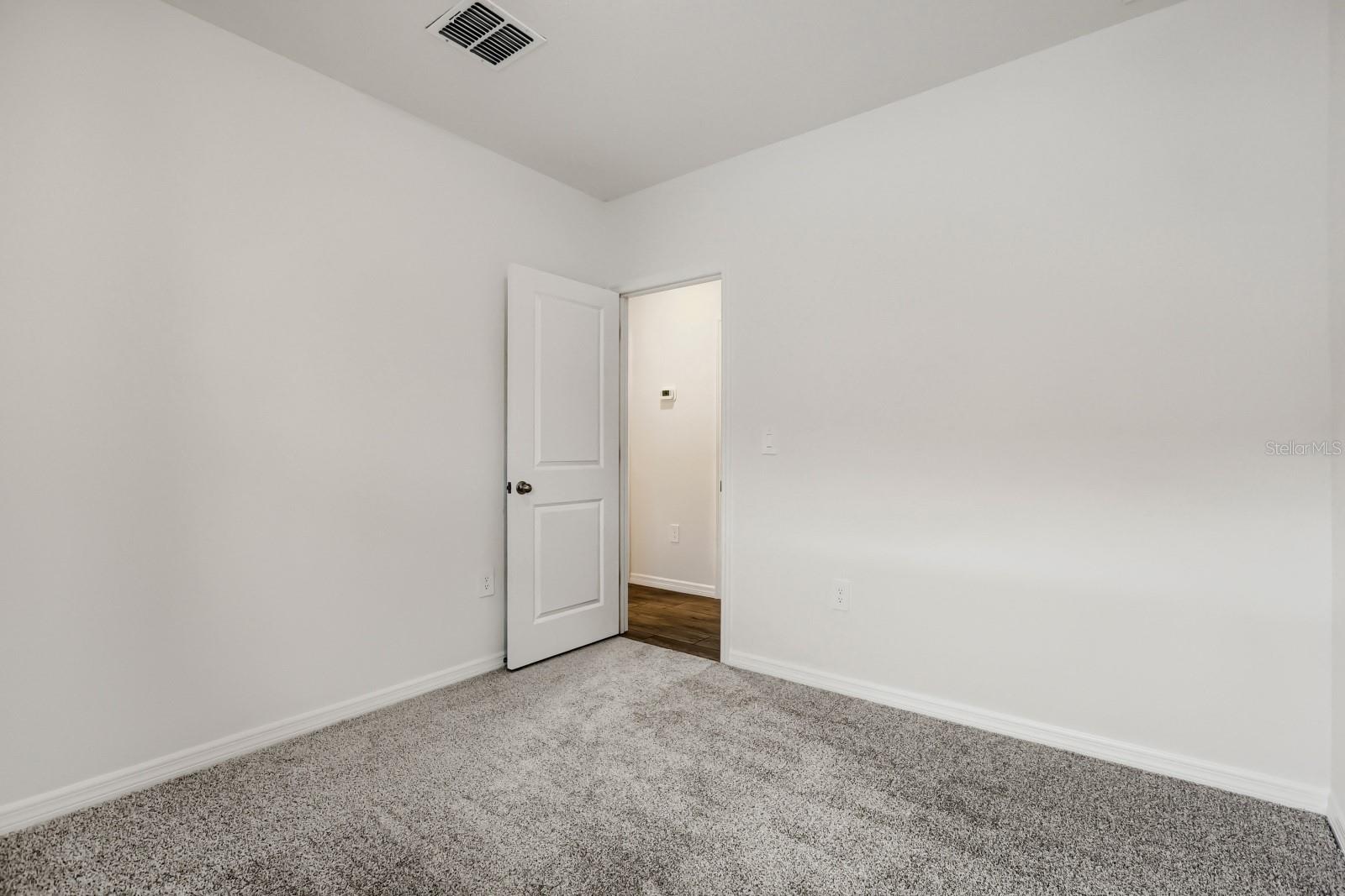 LEYLAND PRESERVE LOT 31 EASE DES IN ORB 4512 PG796 - Residential
