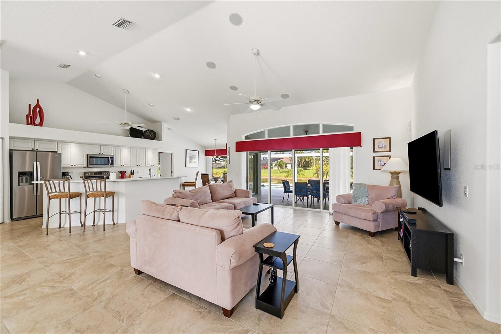 ROTONDA WEST LONG MEADOW - Residential