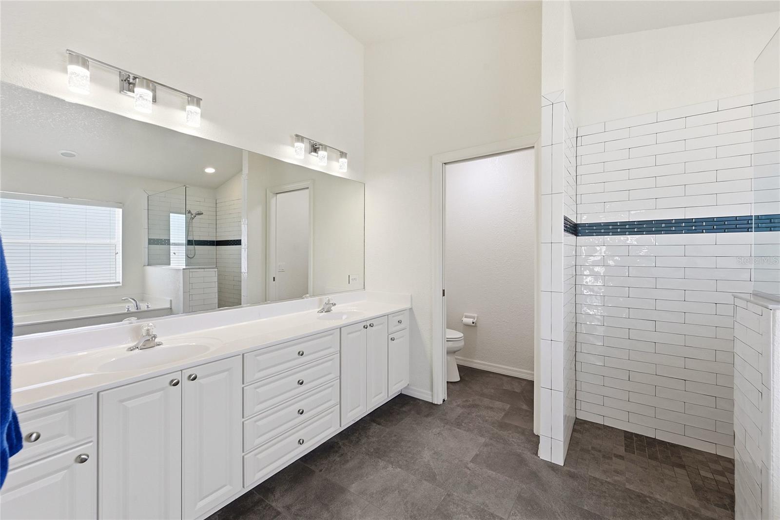 ROTONDA WEST LONG MEADOW - Residential