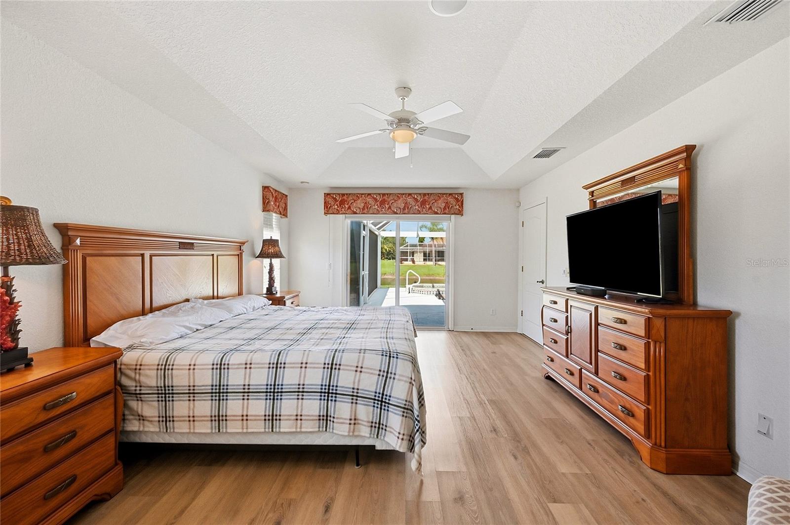 ROTONDA WEST LONG MEADOW - Residential