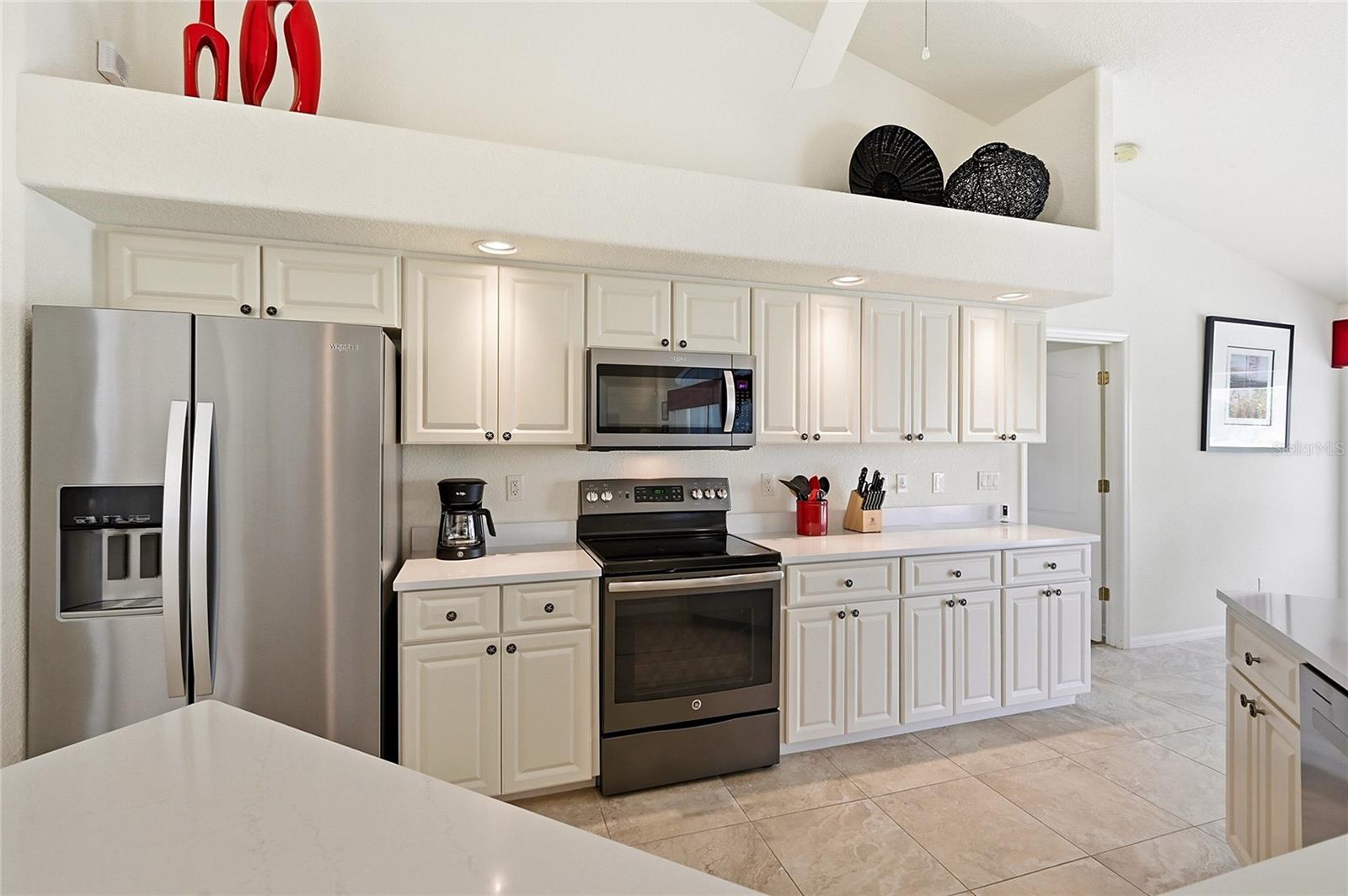ROTONDA WEST LONG MEADOW - Residential
