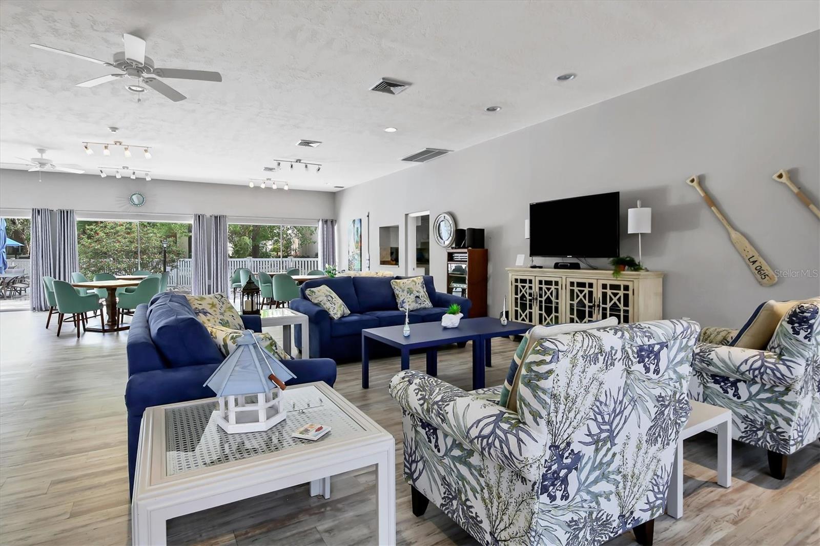FOREST LAKES VILLAGE - Residential
