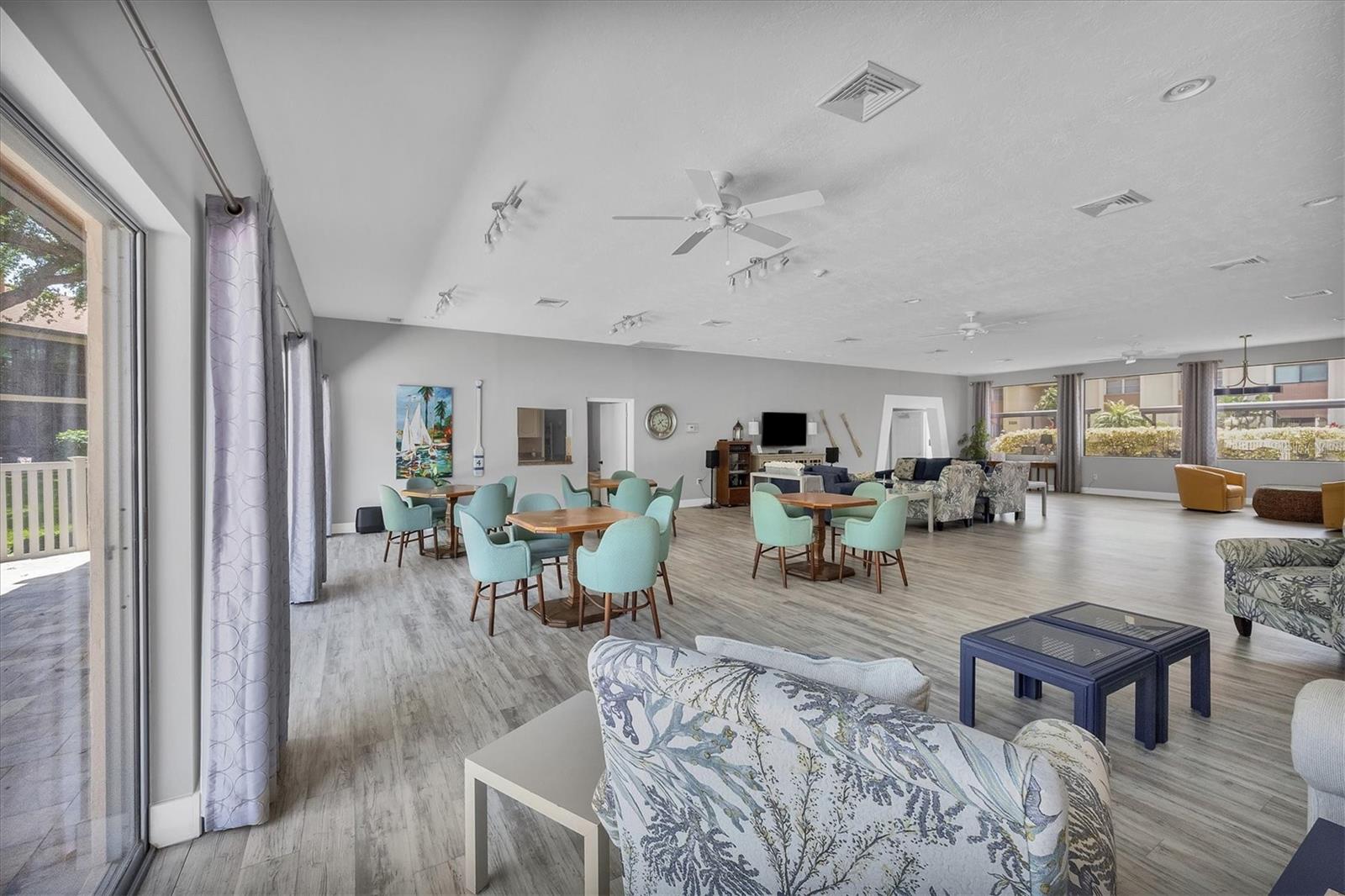 FOREST LAKES VILLAGE - Residential