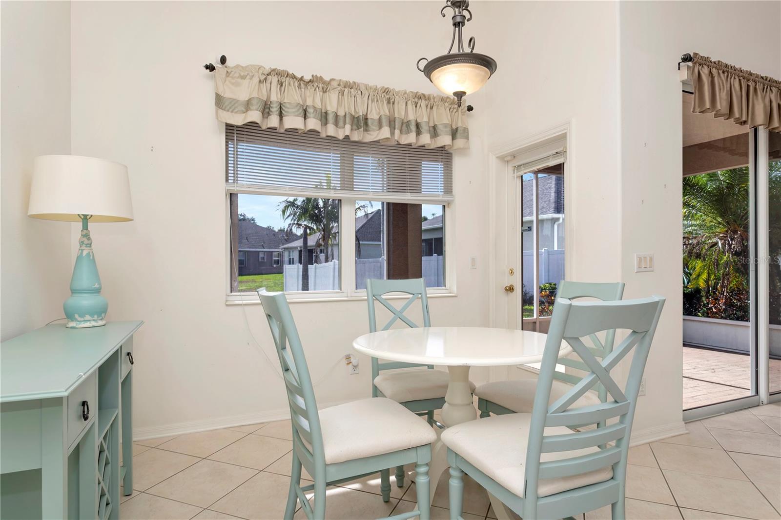 HIGHLAND RIDGE - Residential