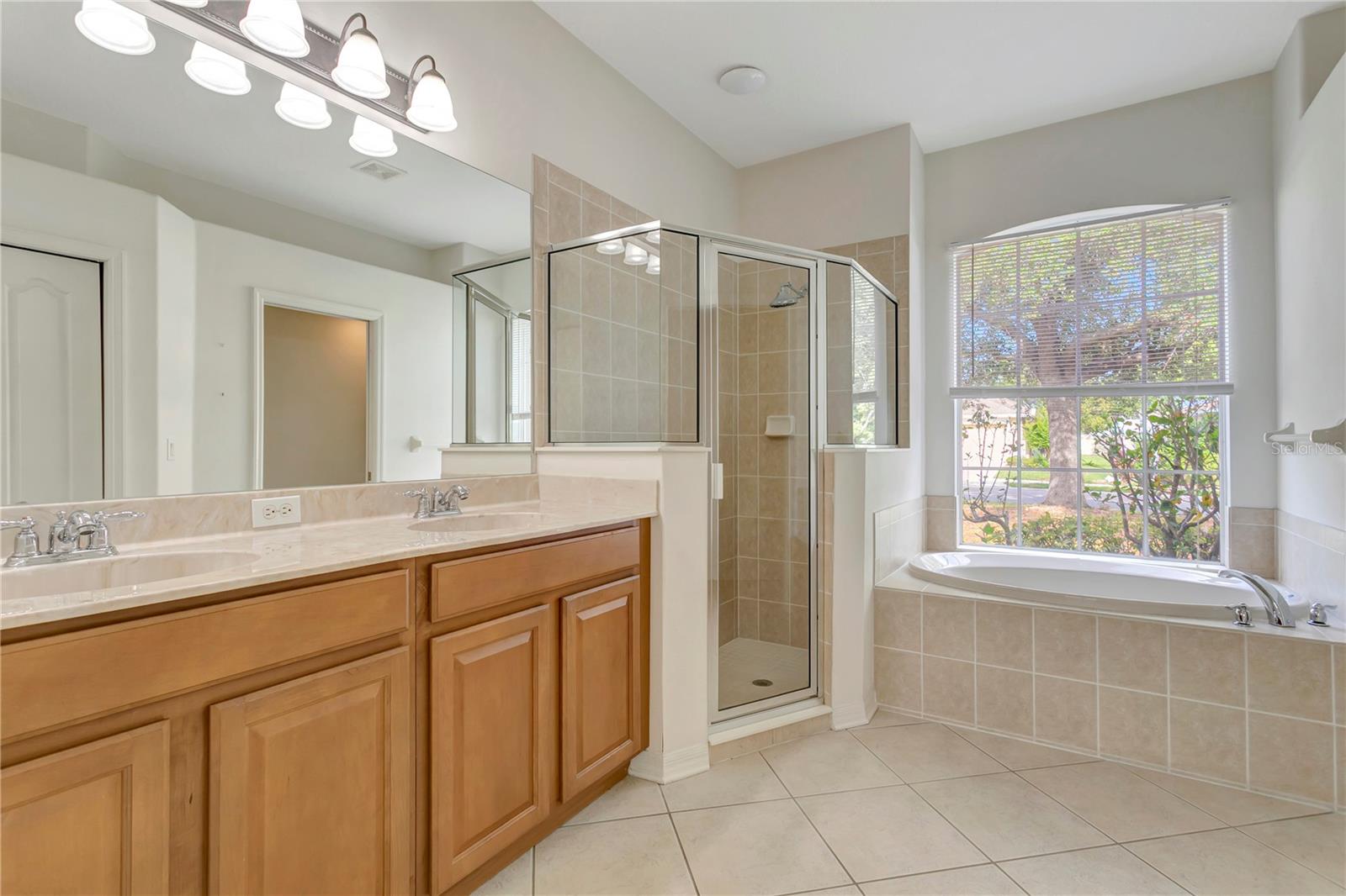 HIGHLAND RIDGE - Residential