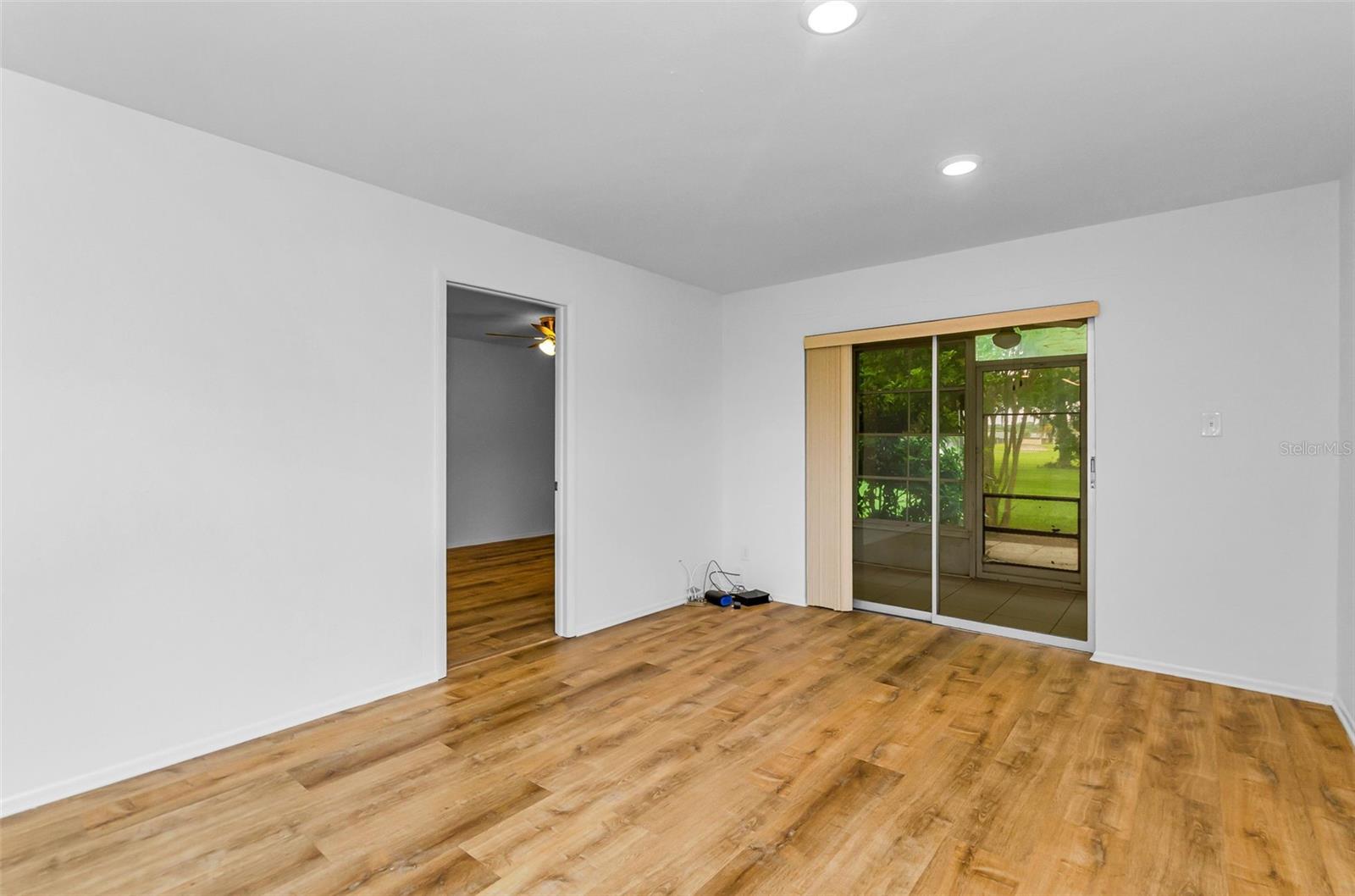SEVEN SPGS VILLAS CONDO - Residential