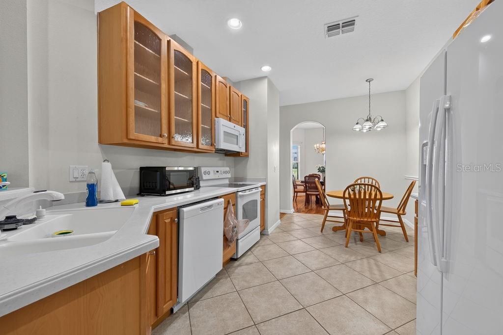 TRADITIONS PH 01 - Residential
