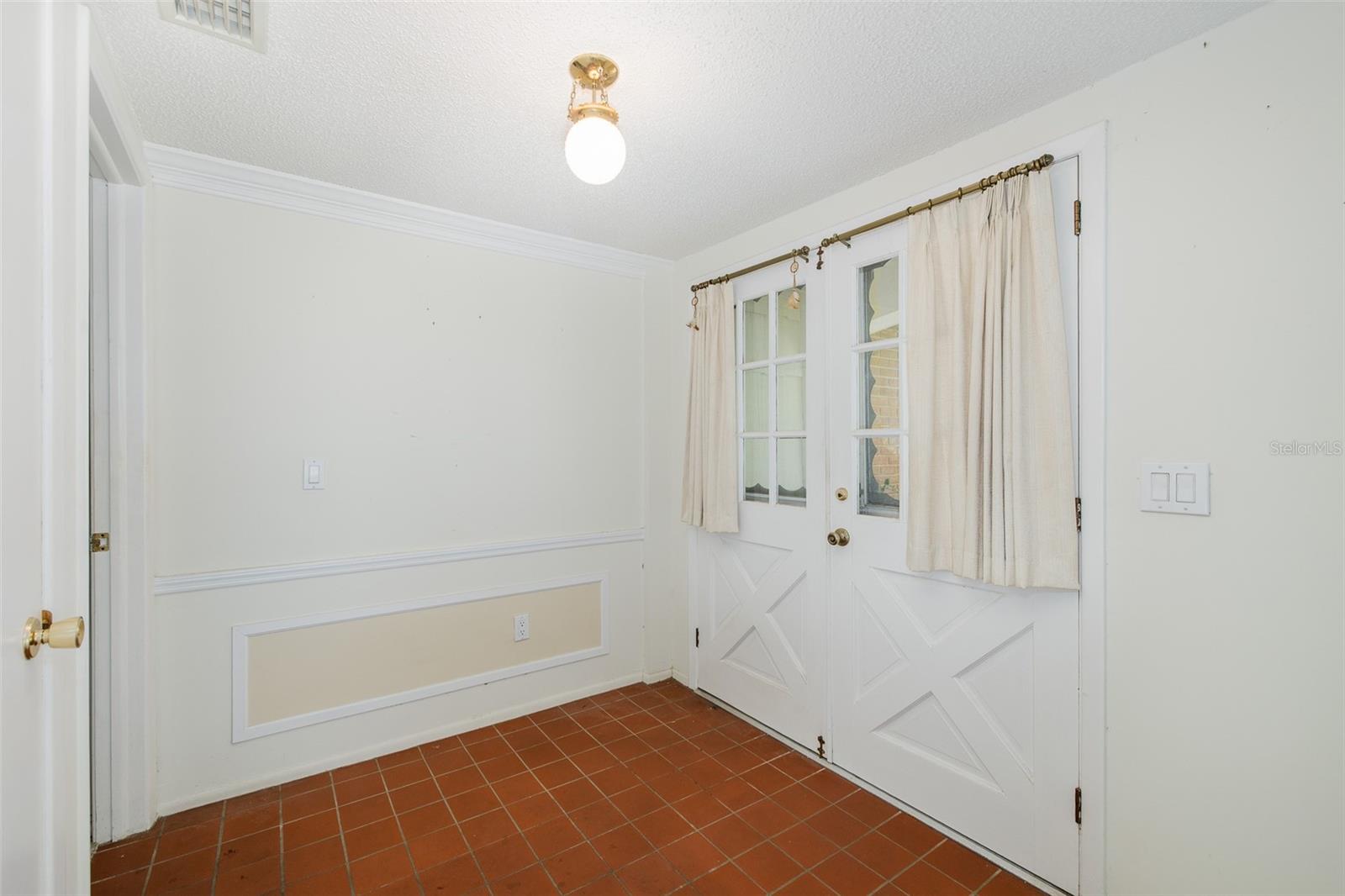 BEACON WOODS VILLAGE - Residential