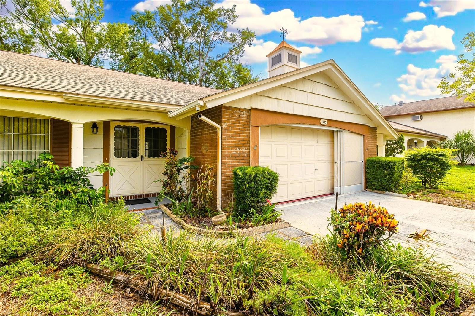 BEACON WOODS VILLAGE - Residential