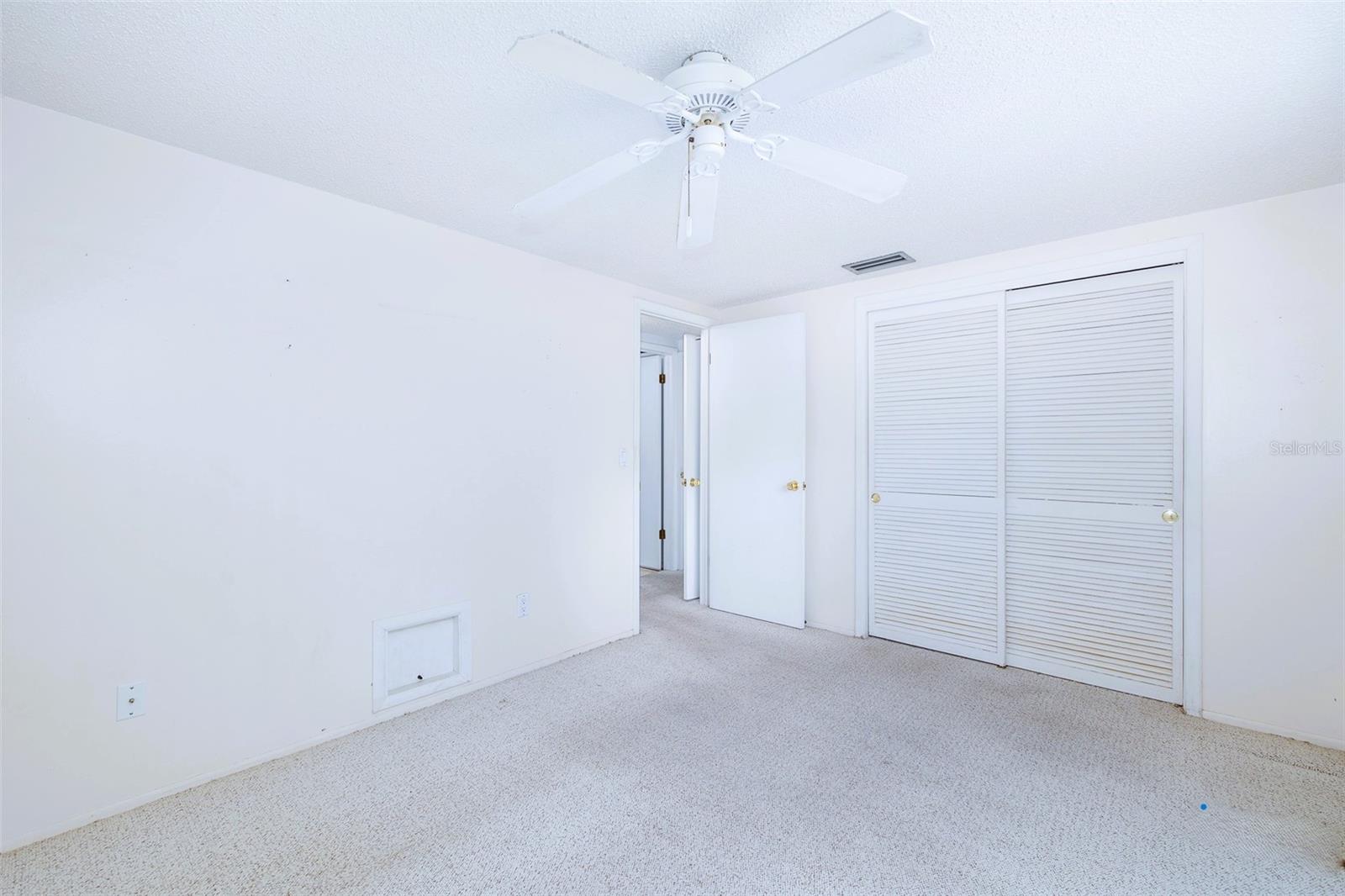 BEACON WOODS VILLAGE - Residential