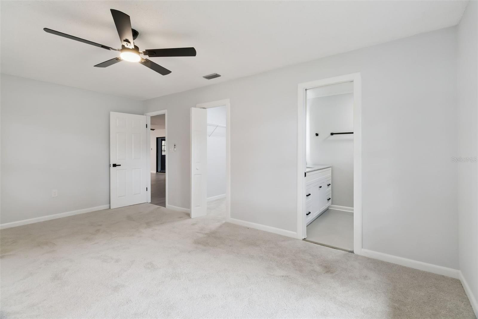 HARBOR OAKS - Residential