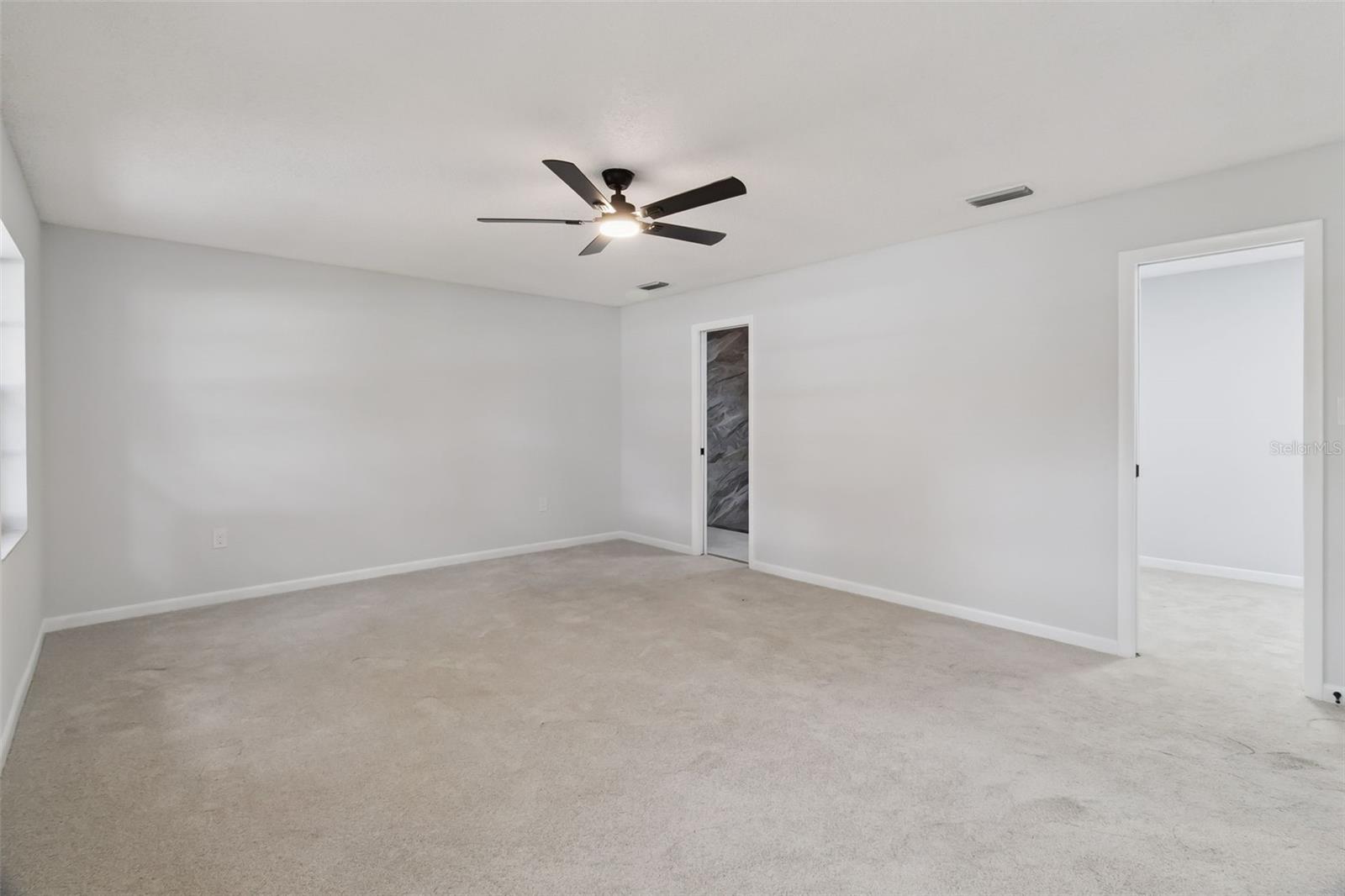 HARBOR OAKS - Residential