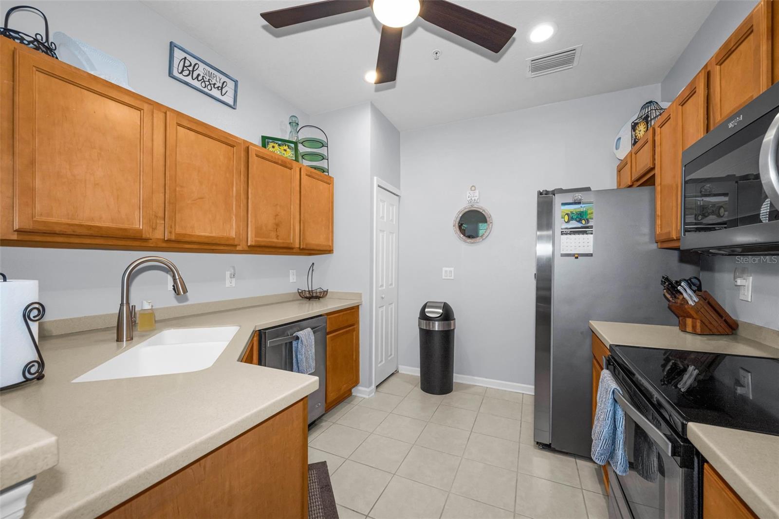 COACHMAN RESERVE CONDO - Residential