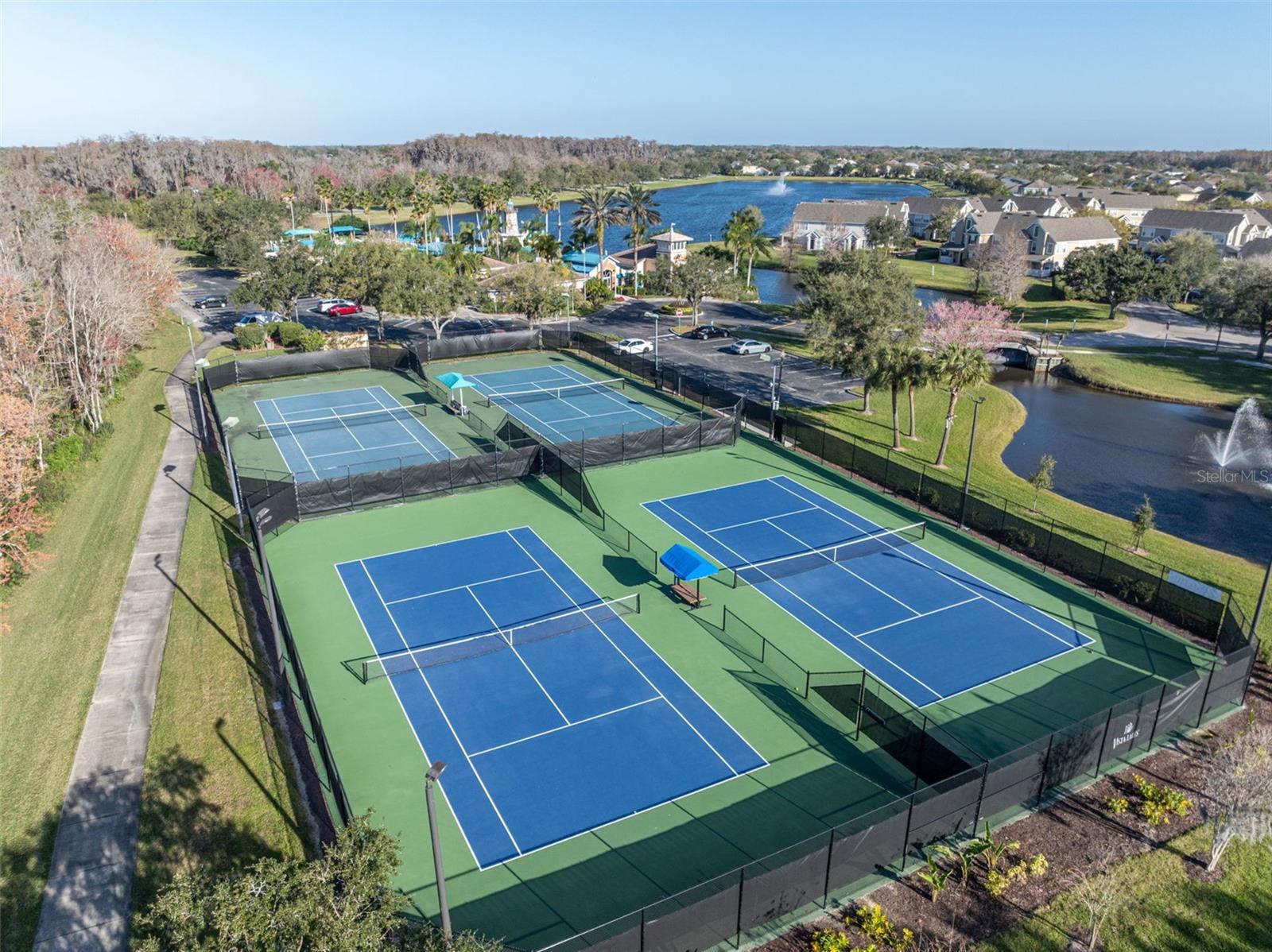 VISTA LAKES VLGS N-16 & N-17 WIN - Residential