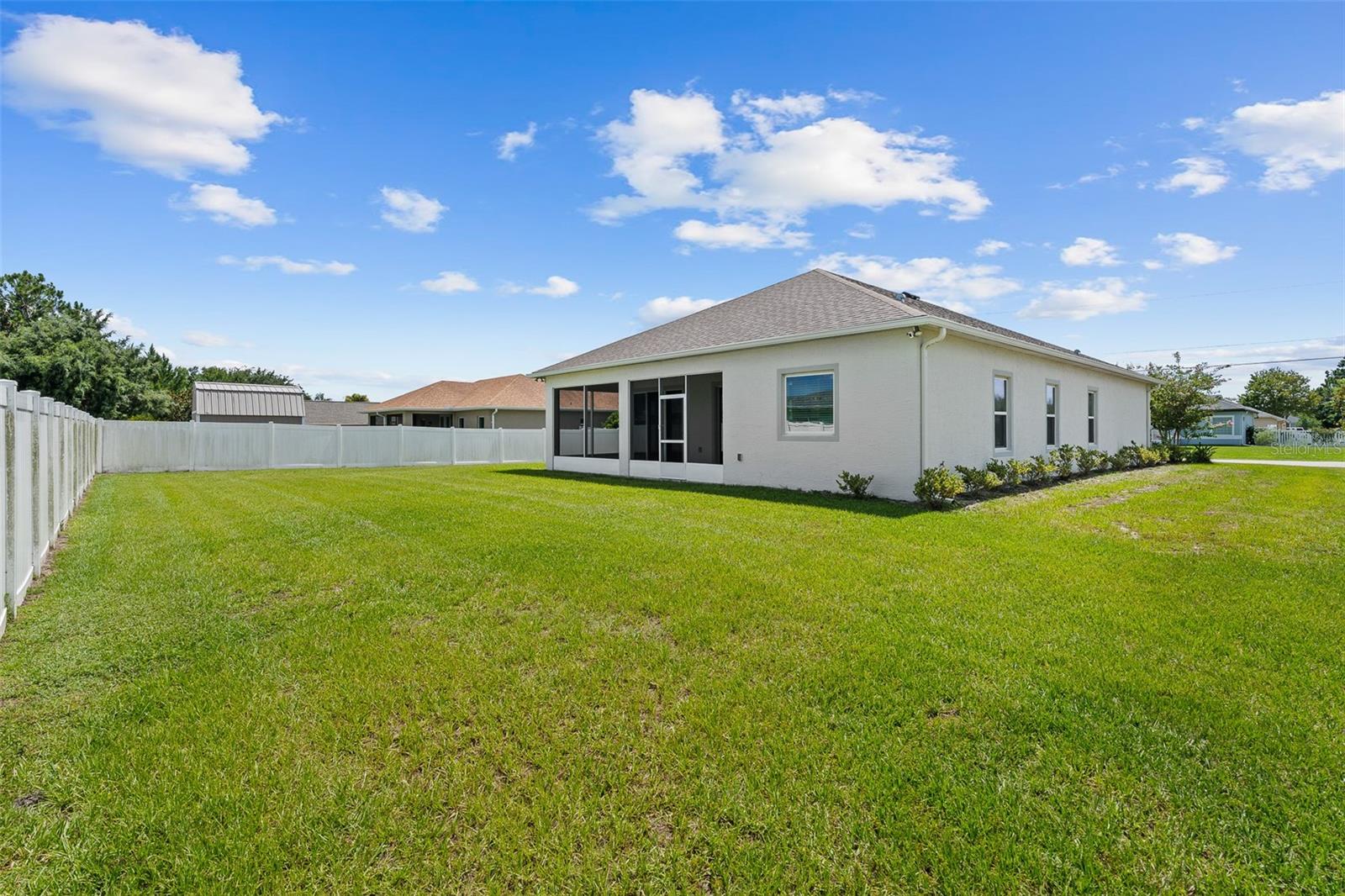 04 FAIRWAYS - Residential